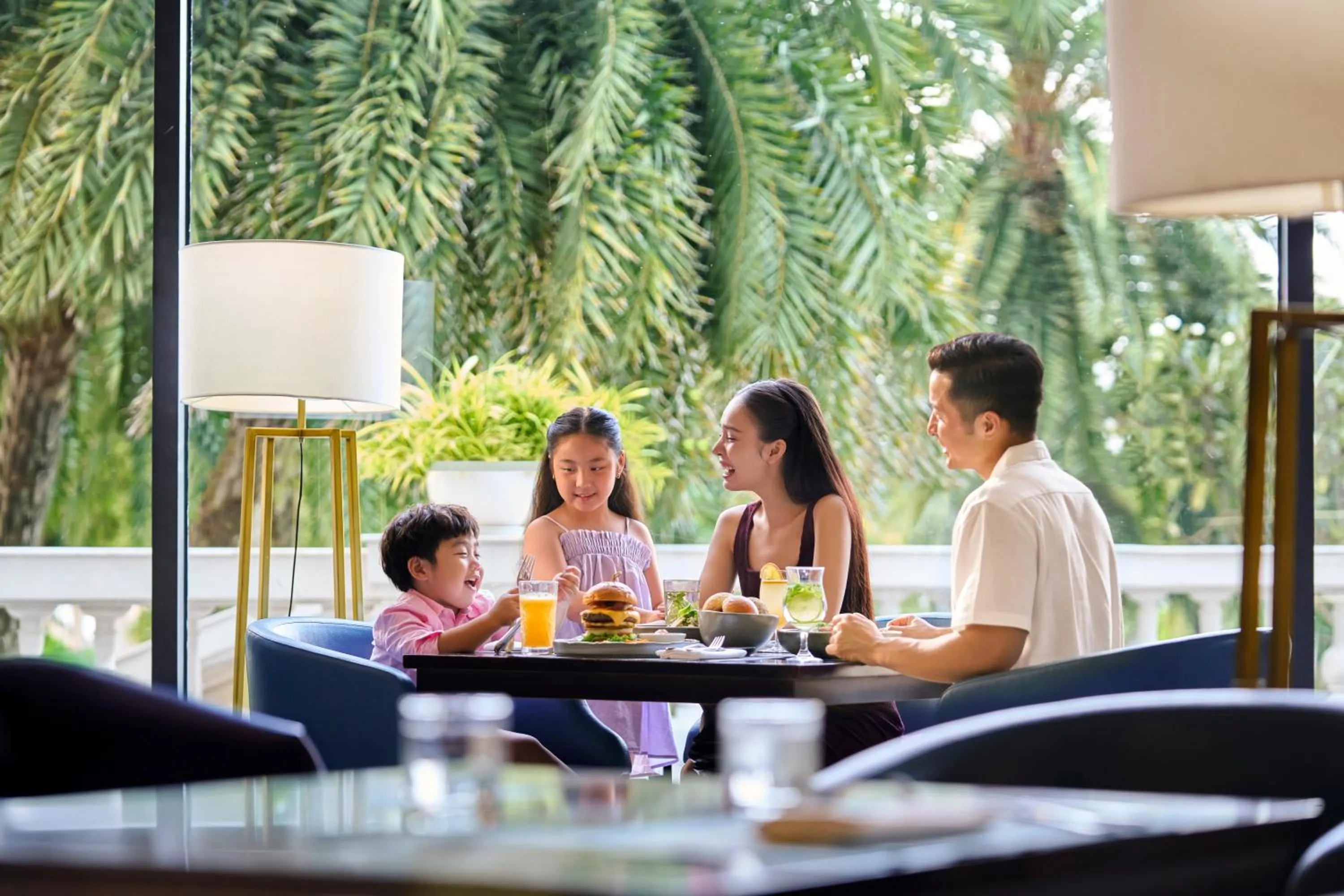 Restaurant/places to eat in Nha Trang Marriott Resort & Spa, Hon Tre Island