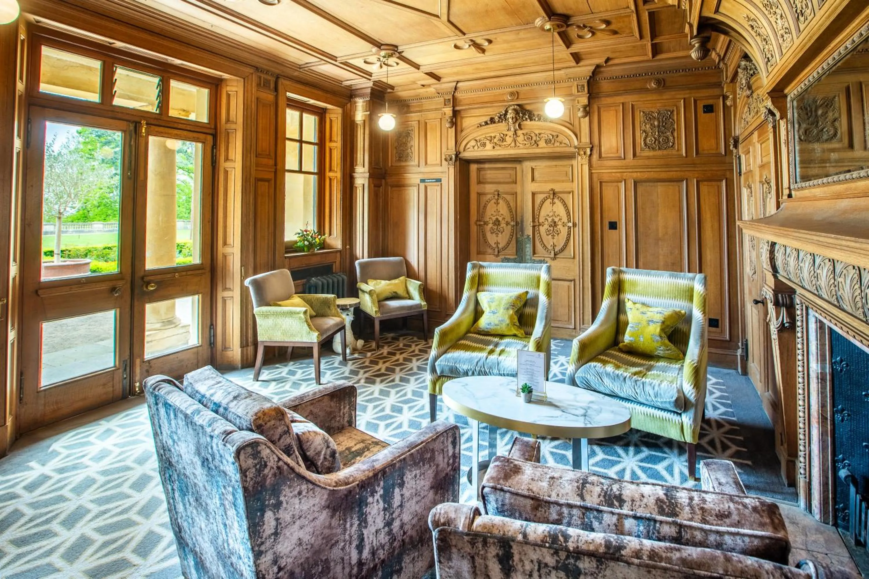 Lounge or bar in The Wood Norton