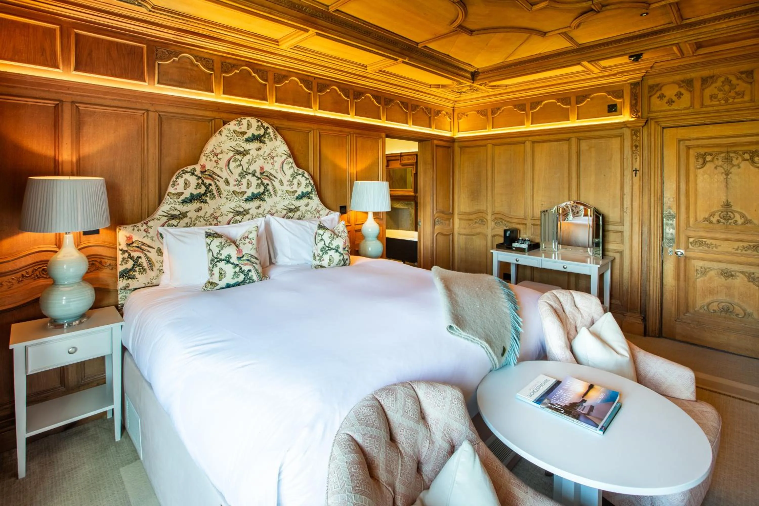 Bedroom, Bed in The Wood Norton