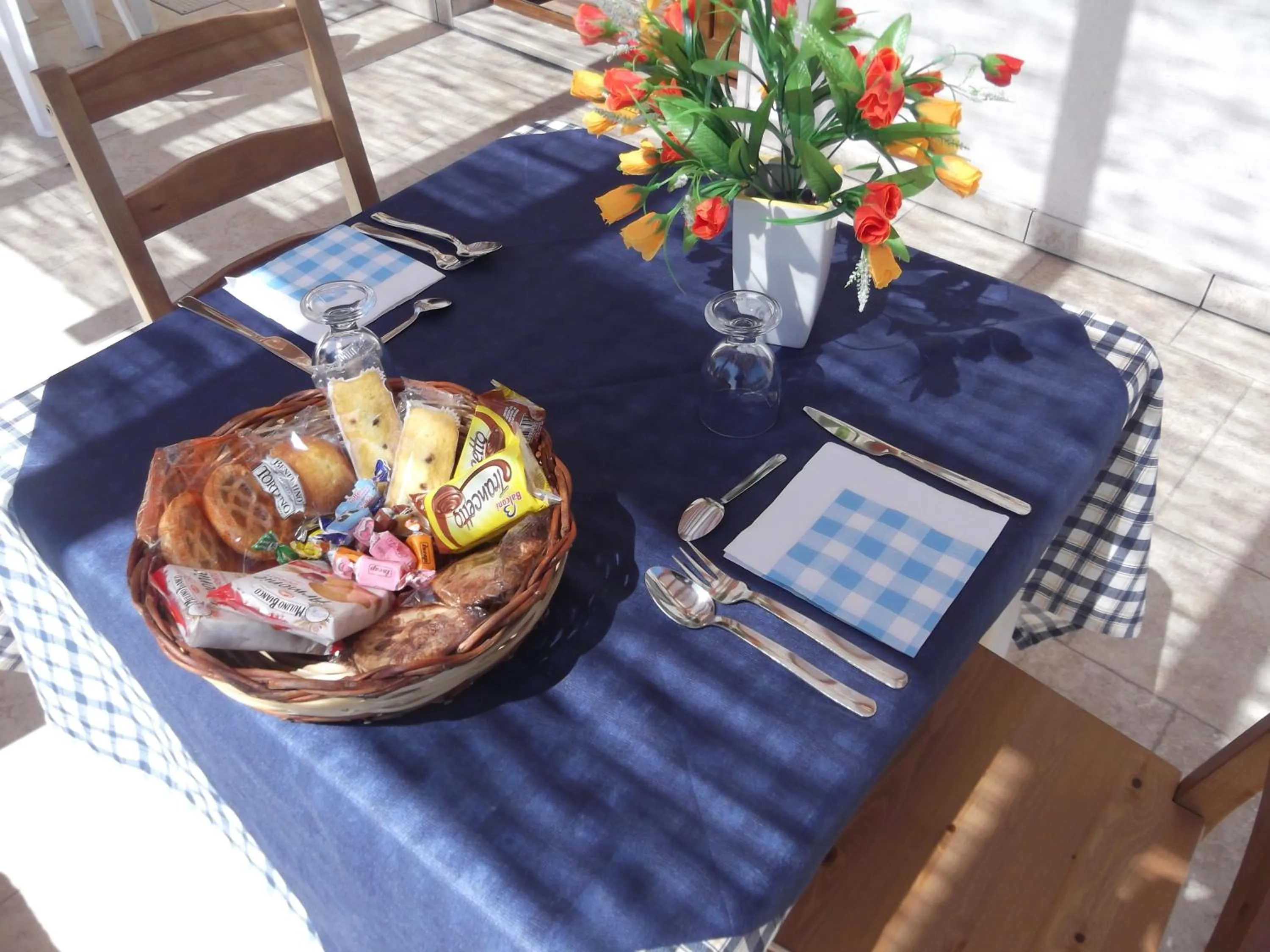 Facade/entrance in Red Rose B&B