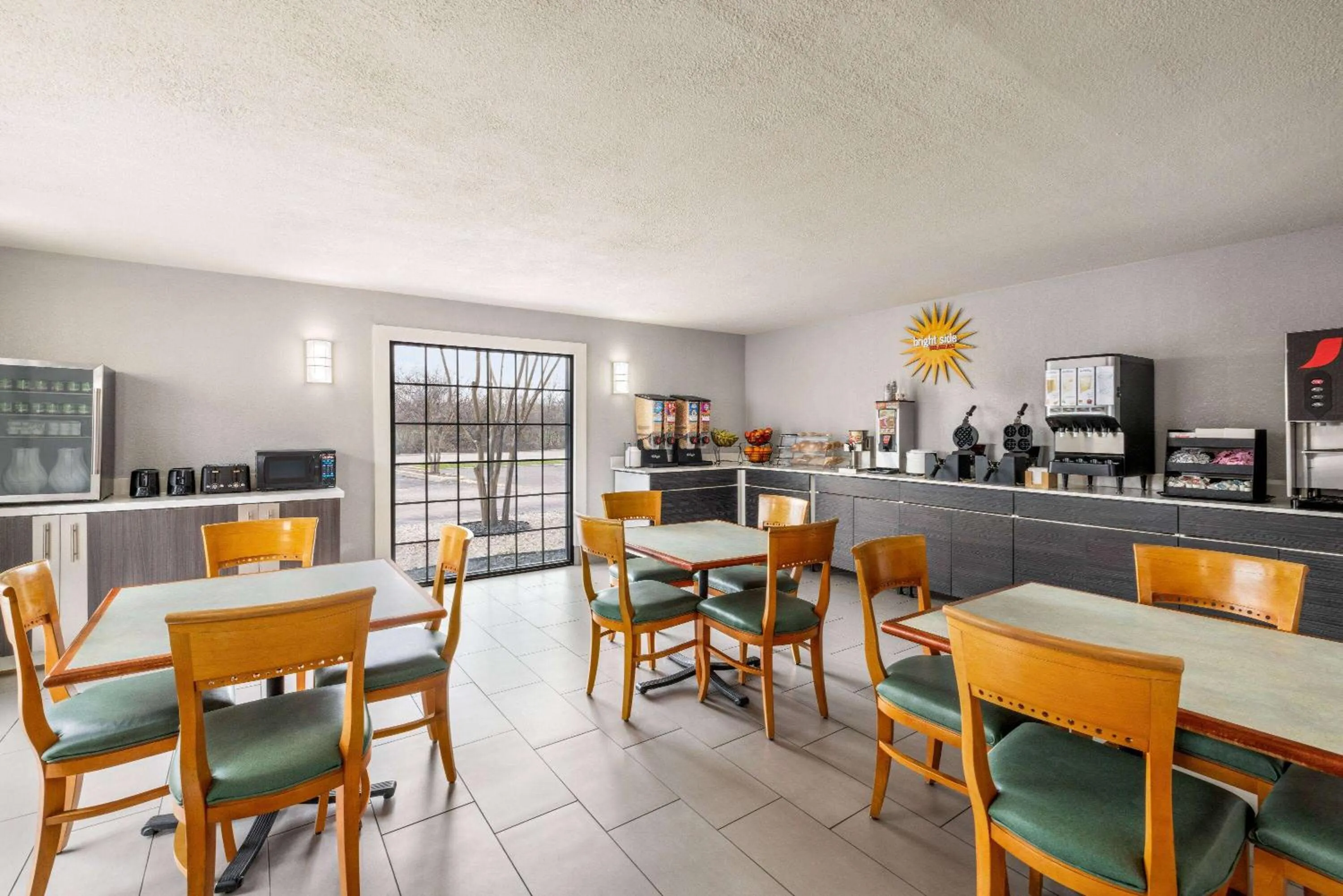 Breakfast in La Quinta Inn by Wyndham San Antonio Lackland