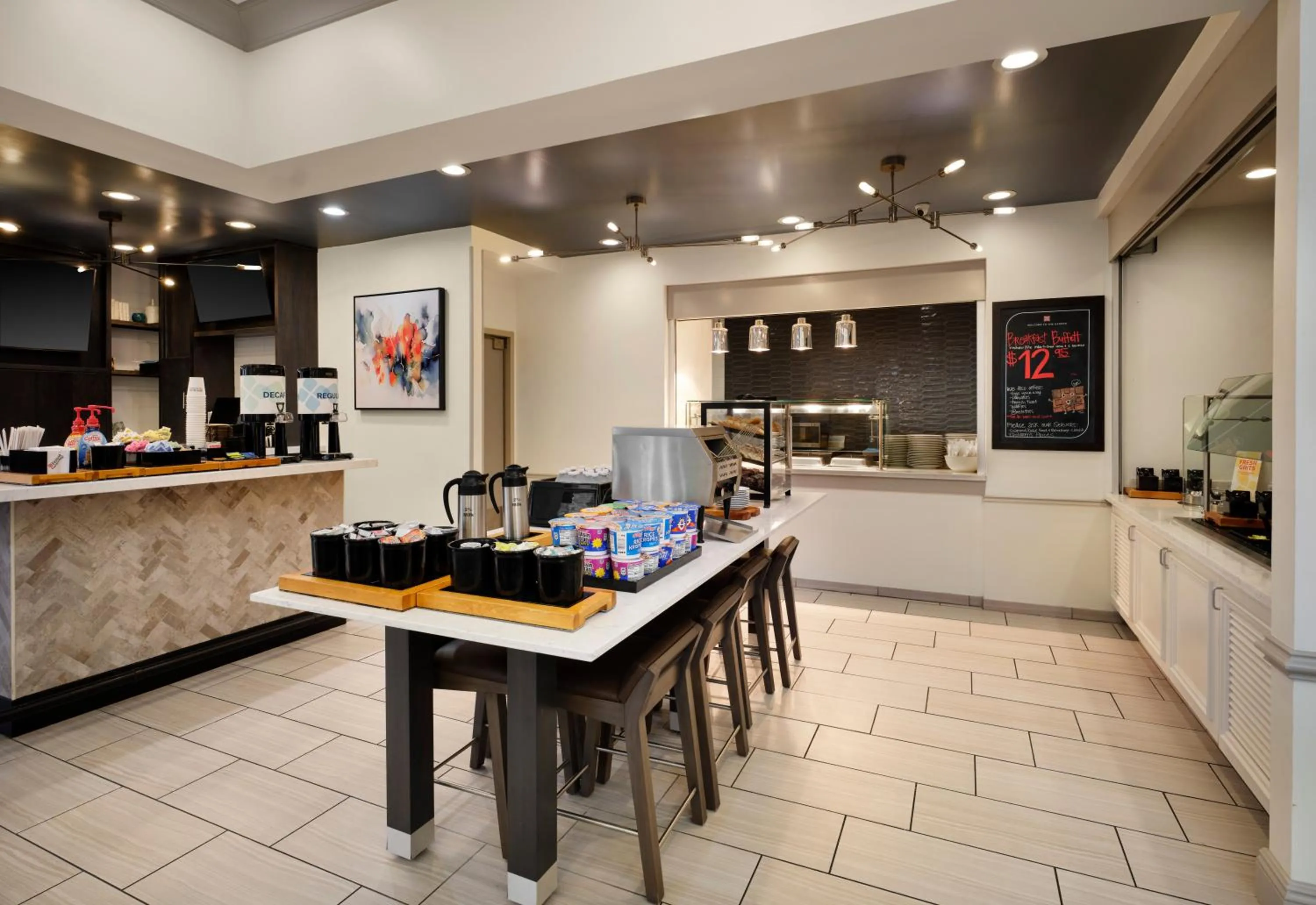 Breakfast in Hilton Garden Inn Jackson-Madison