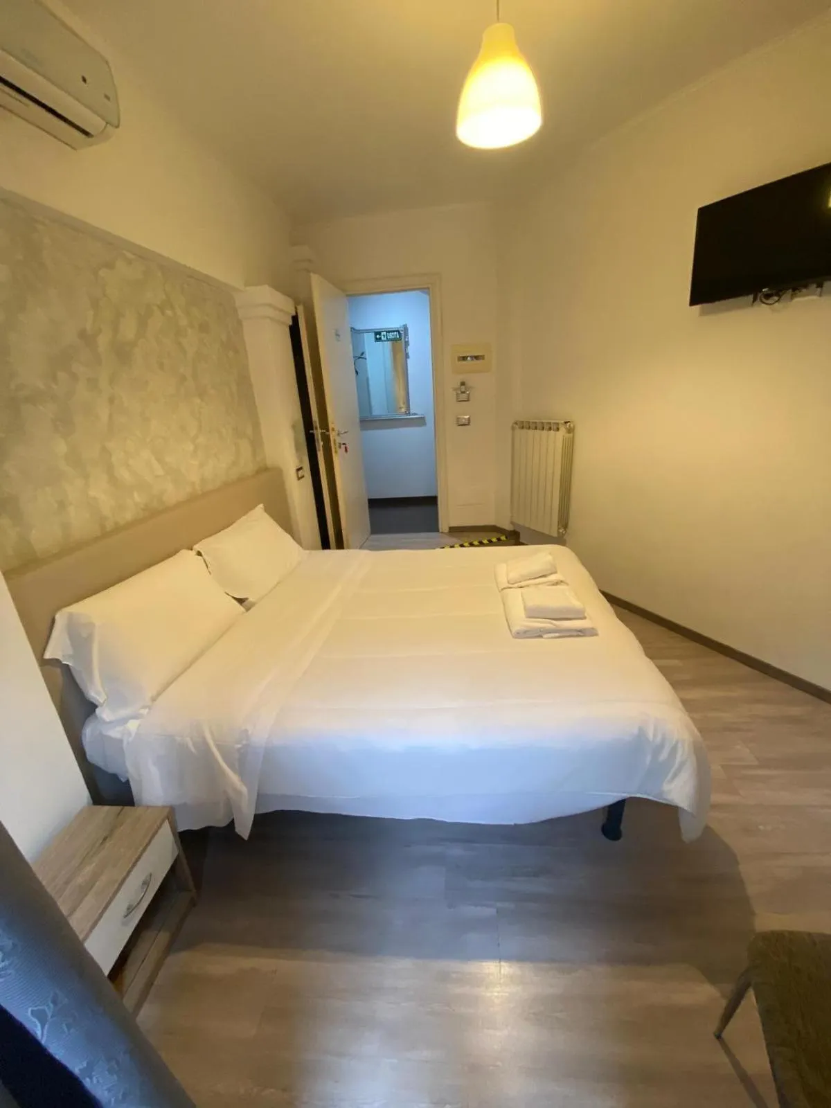 Bedroom, Bed in B&B A Home in Rome