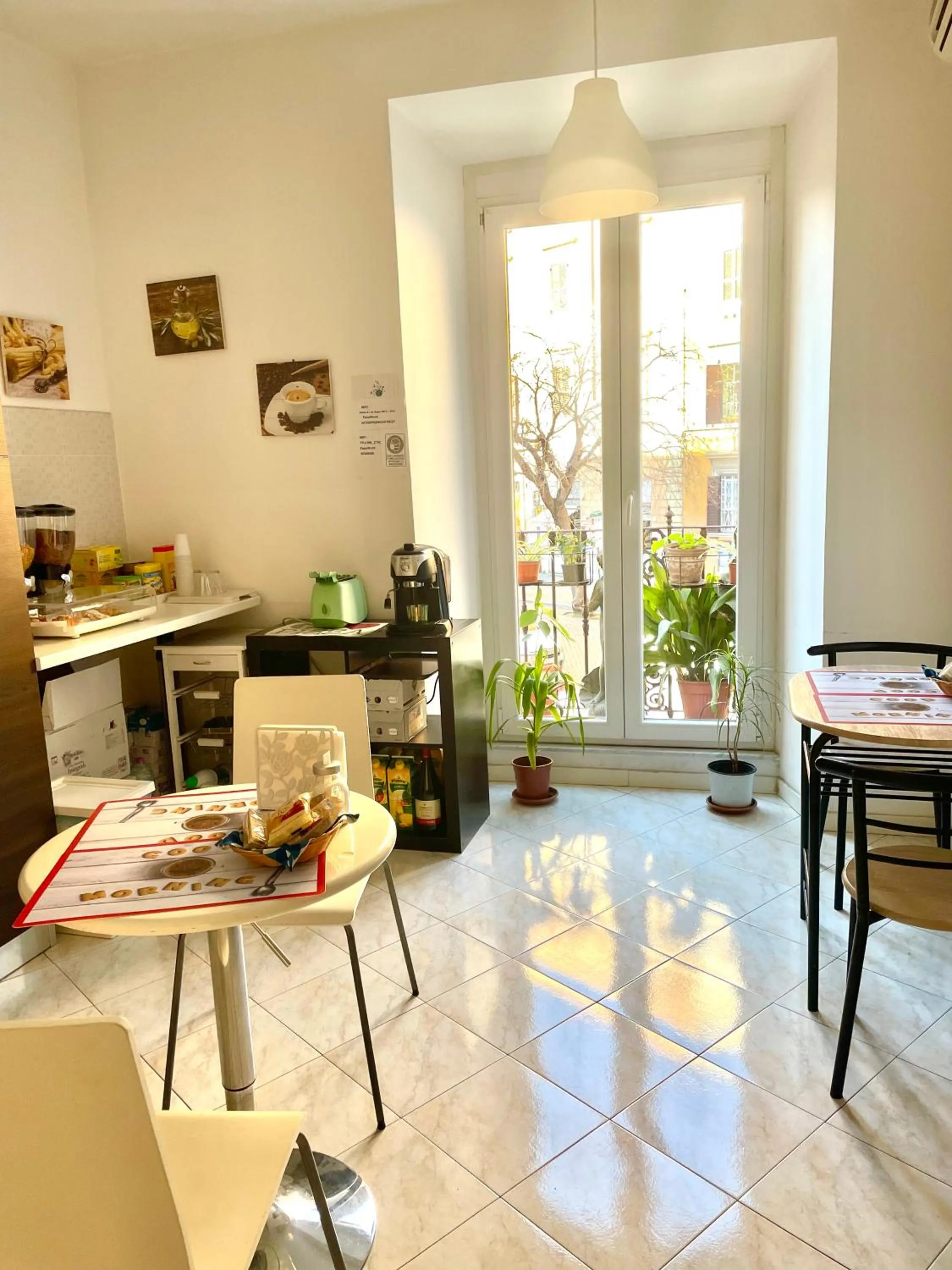 Breakfast in B&B A Home in Rome