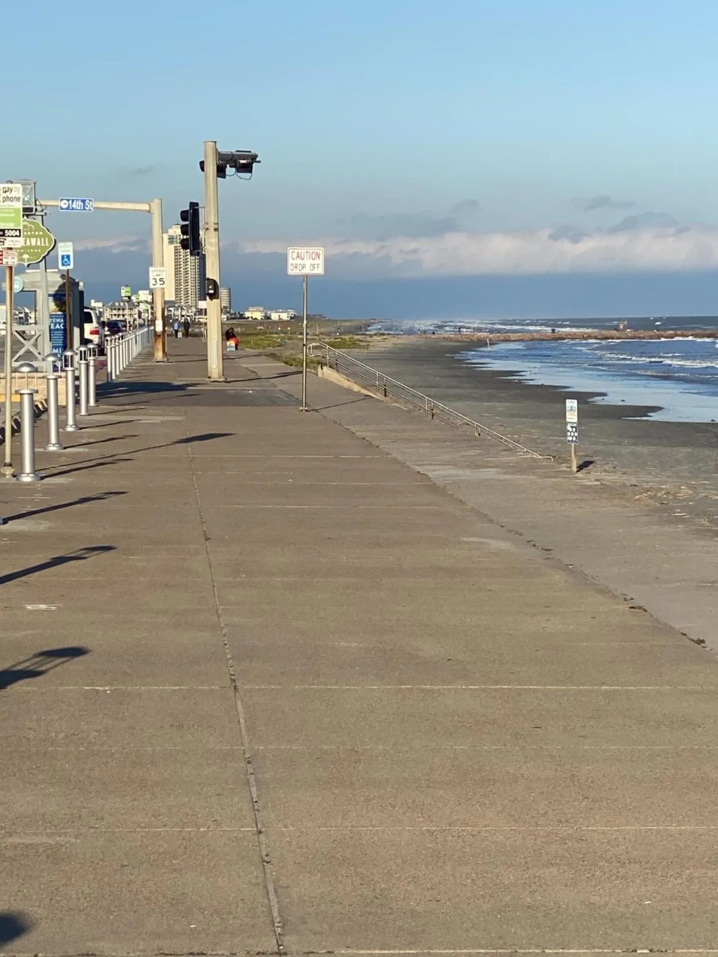 Beach in Wingate by Wyndham Galveston Beachfront at the Seawall