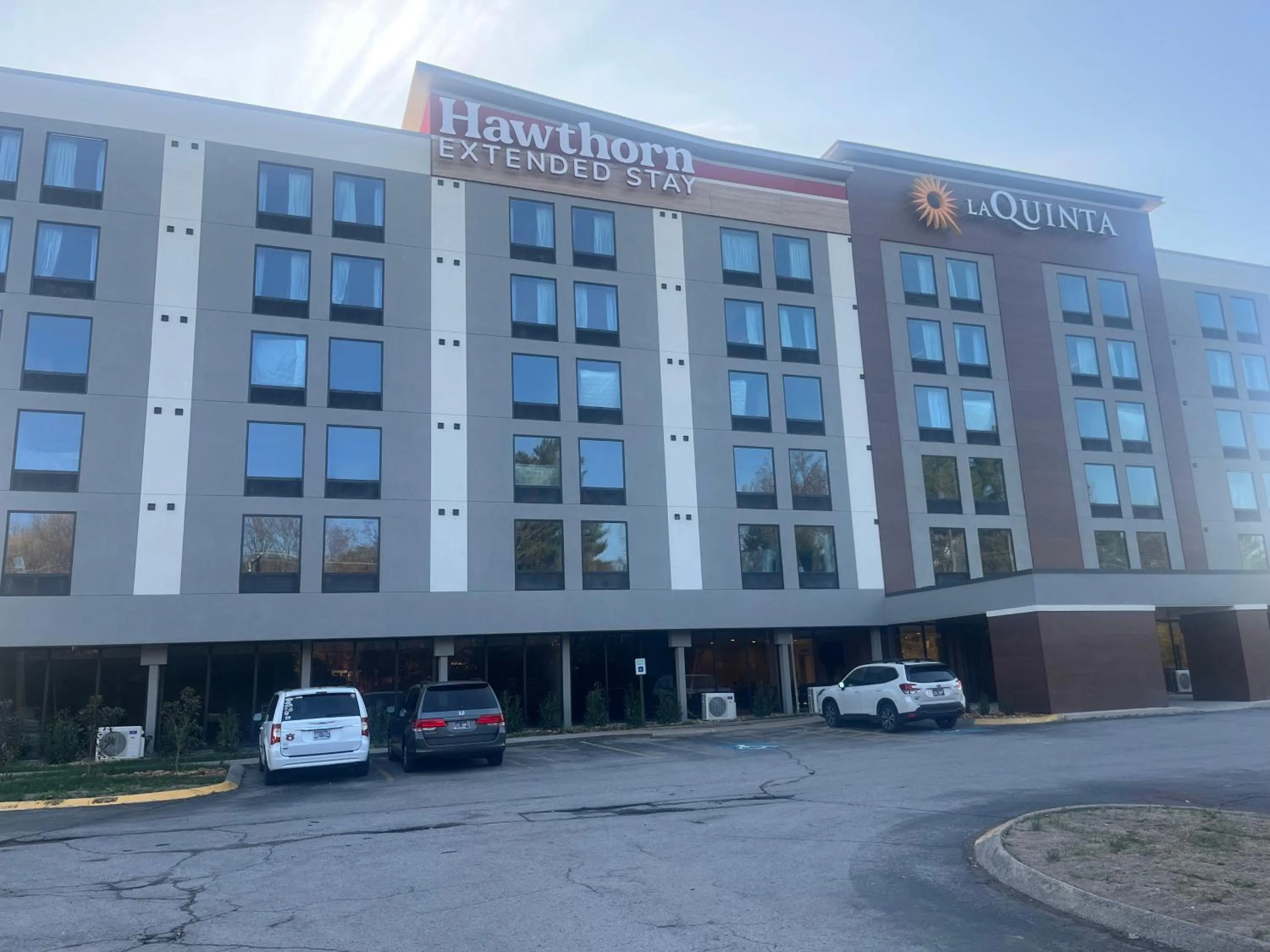 Property building in La Quinta by Wyndham Nashville Airport/Opryland