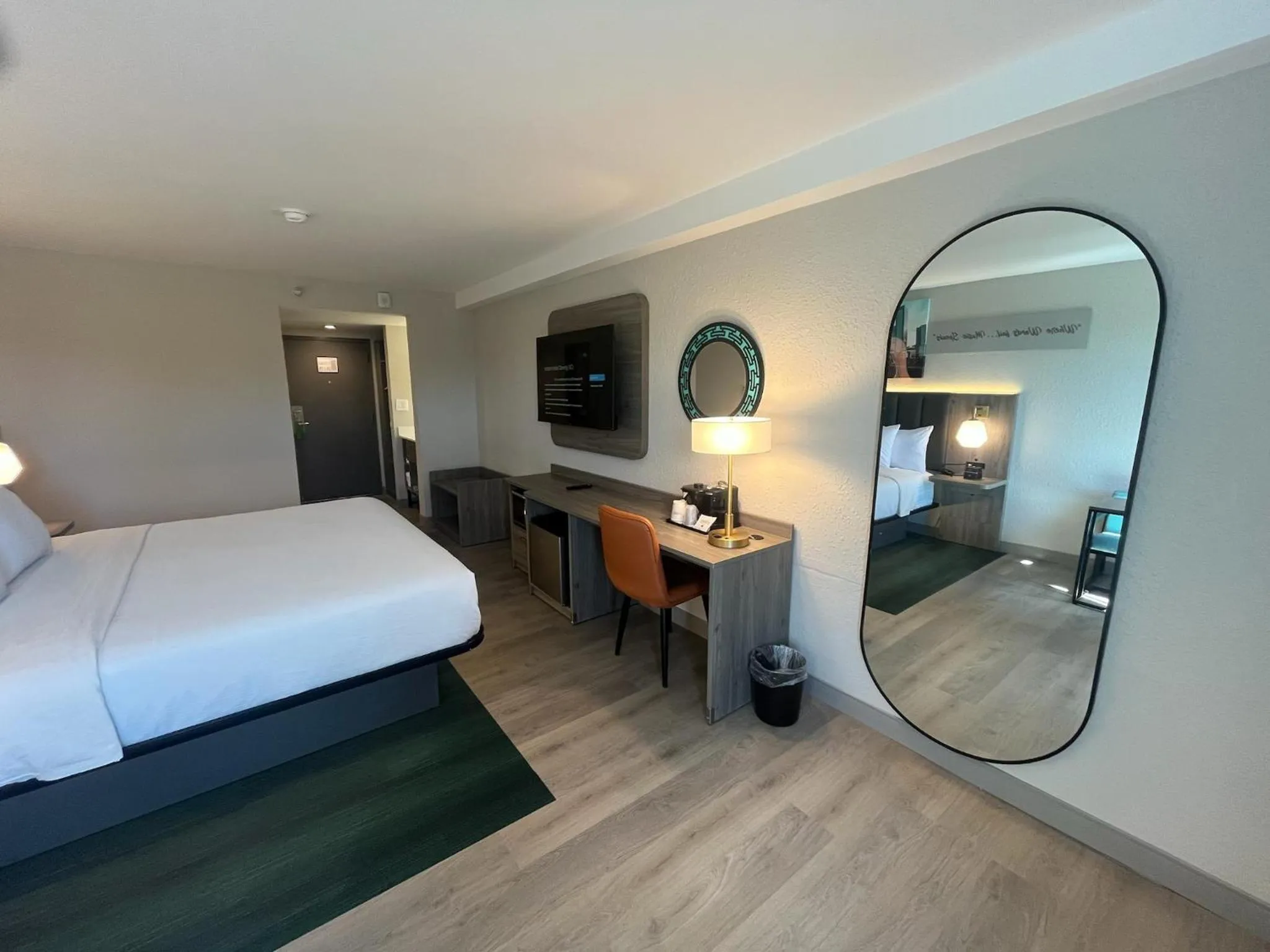 Bed in La Quinta by Wyndham Nashville Airport/Opryland