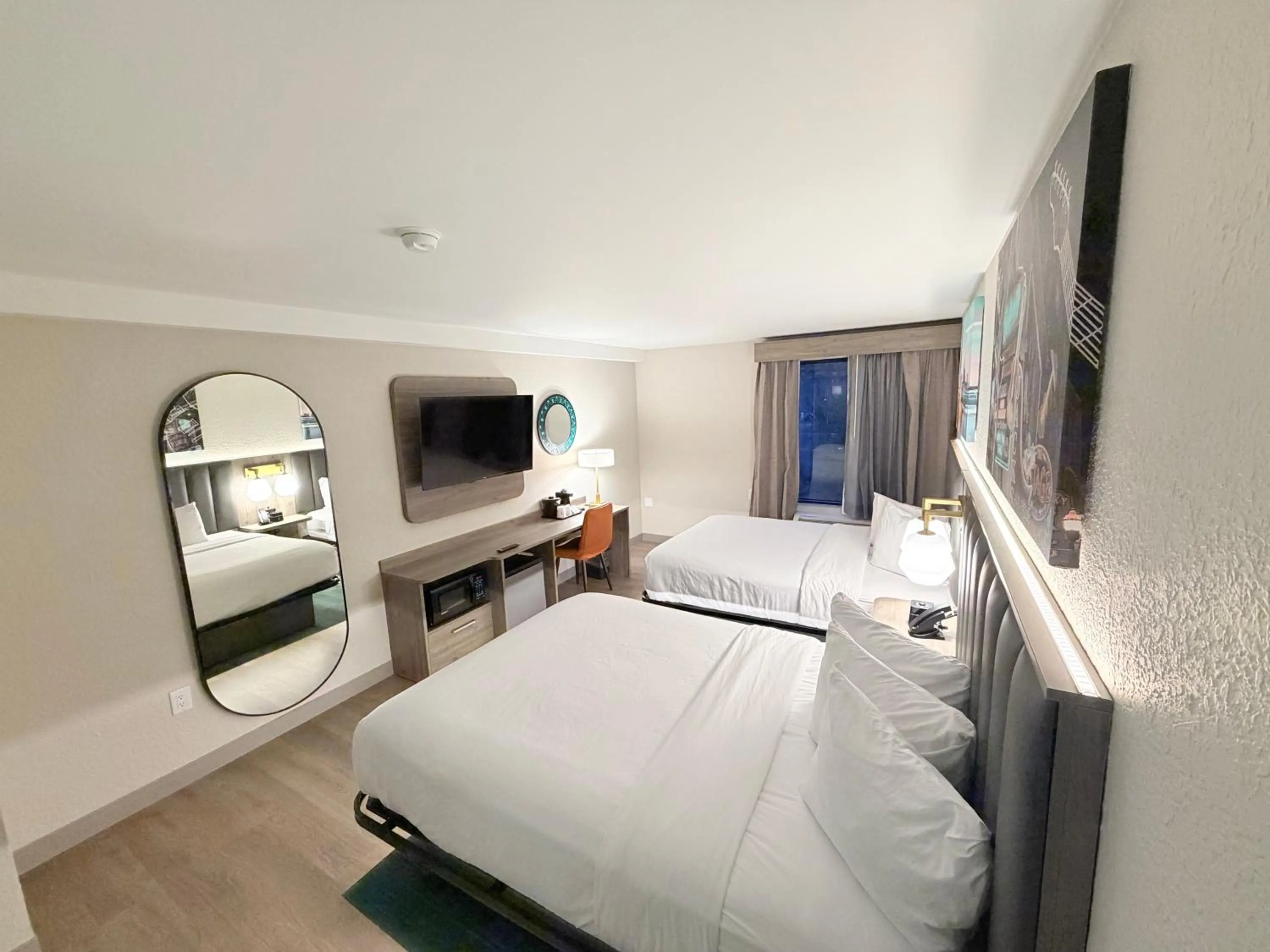 Bed in La Quinta by Wyndham Nashville Airport/Opryland