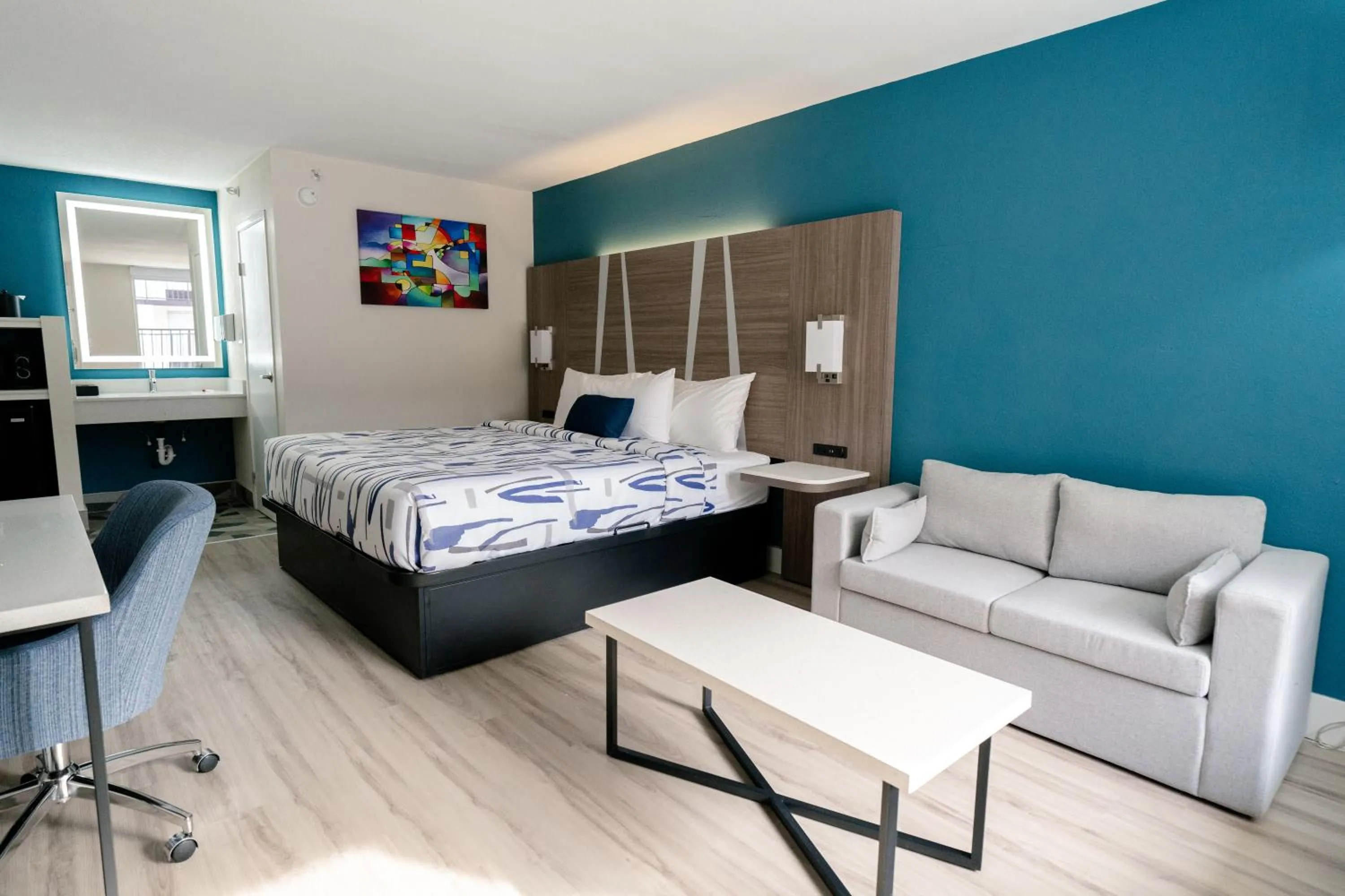 Bed in SerenityStay Chattanooga Hamilton Place