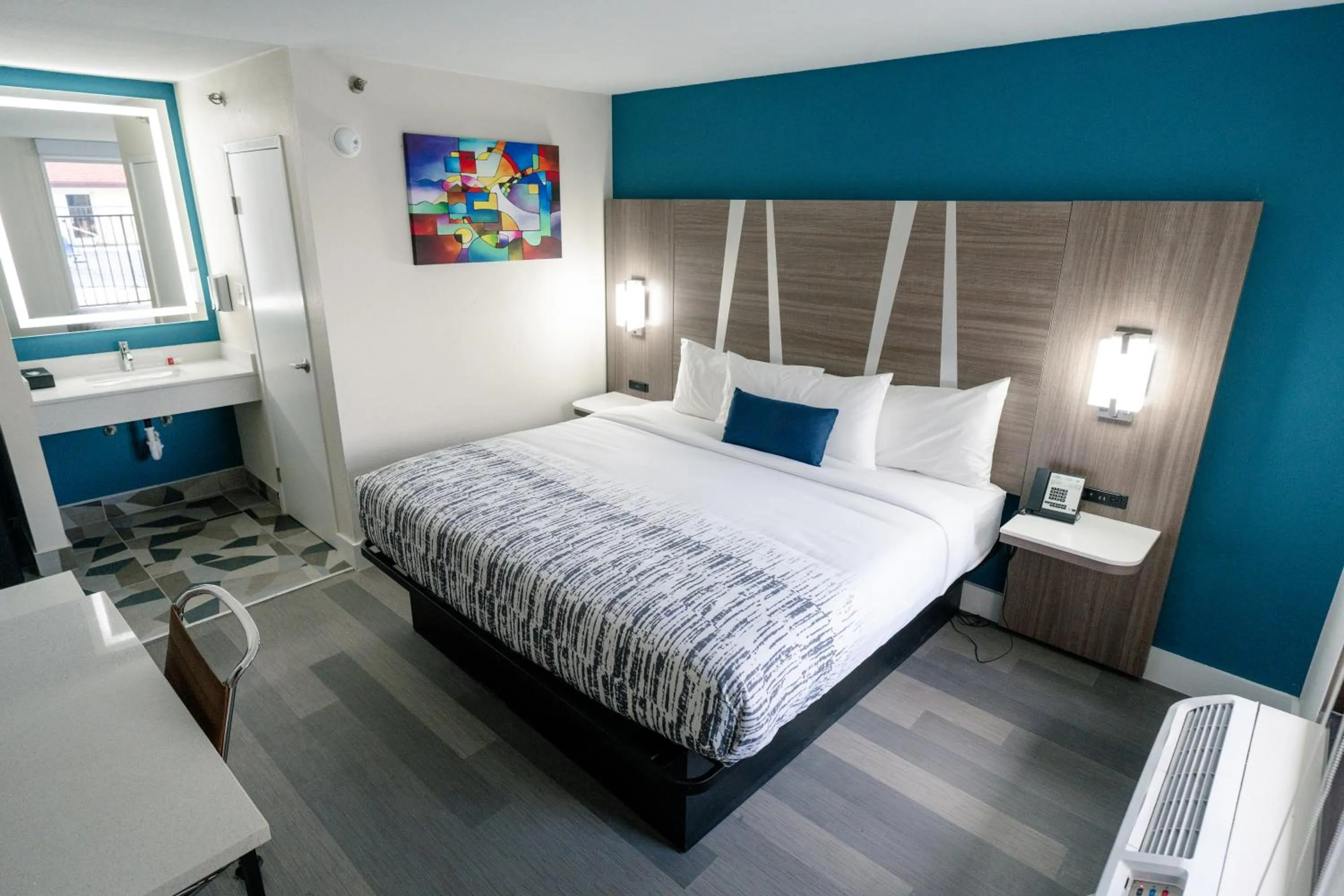 Toilet in SerenityStay Chattanooga Hamilton Place