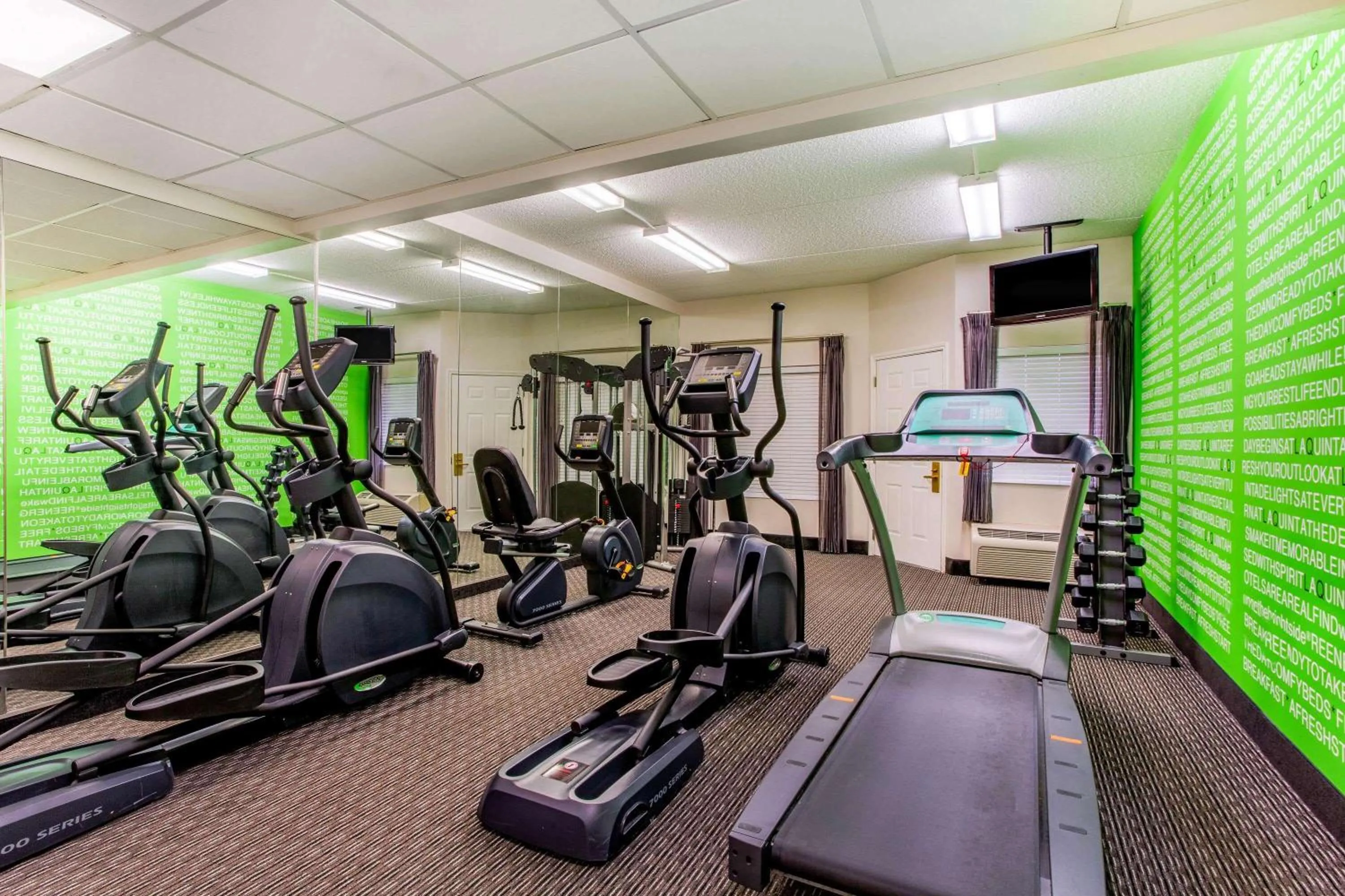 Fitness centre/facilities in La Quinta by Wyndham Raleigh Durham Intl AP