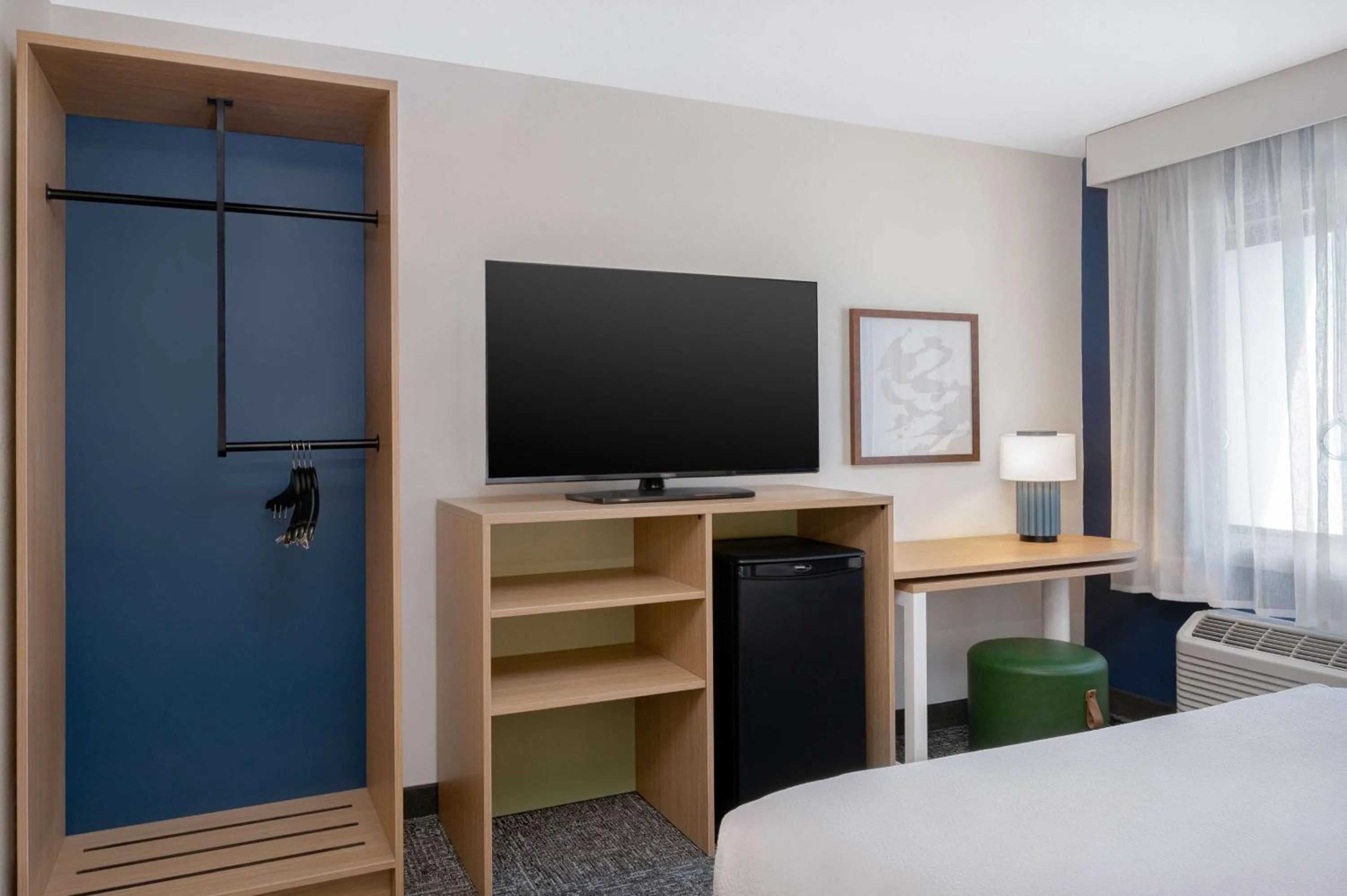 Bed in Spark by Hilton Savannah Midtown