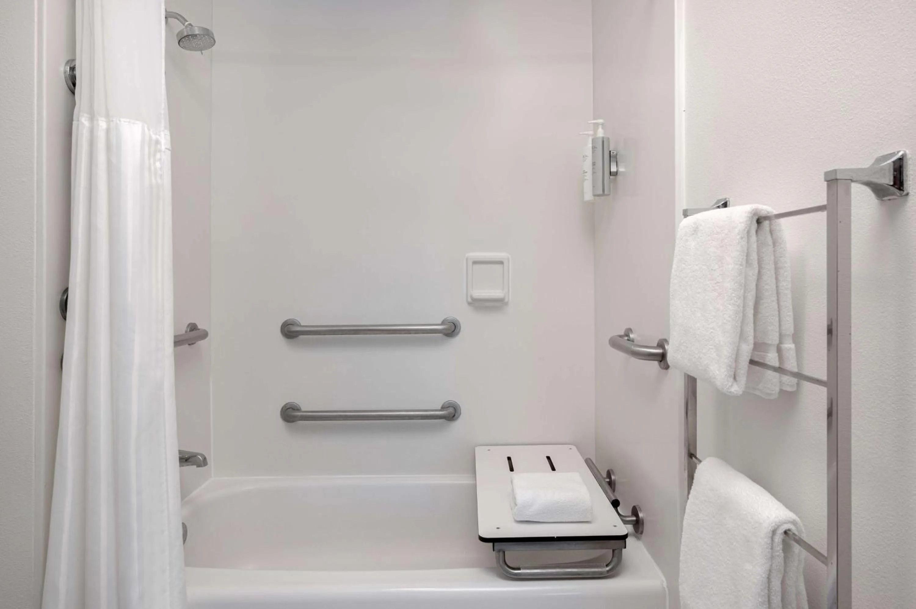 Bathroom in Spark by Hilton Savannah Midtown