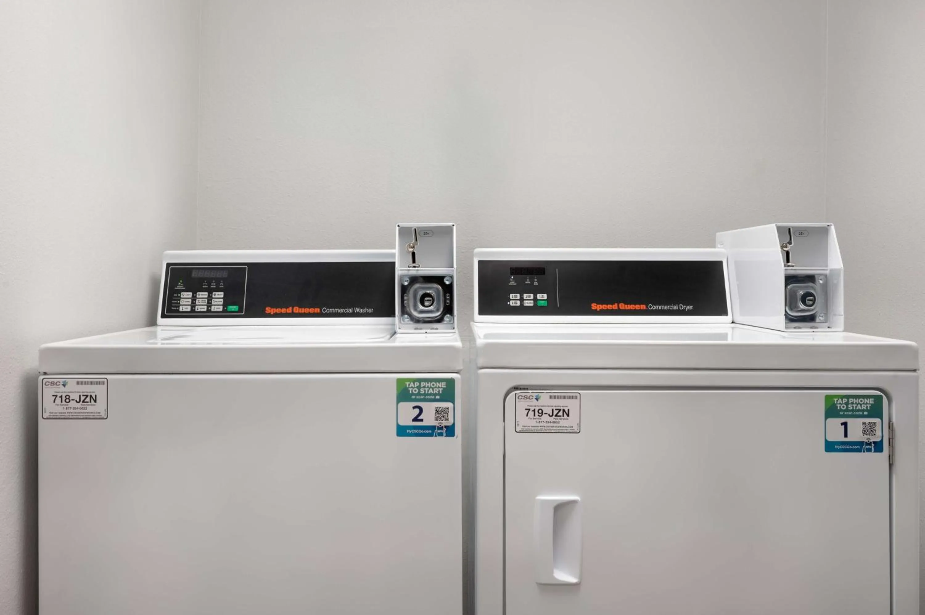 laundry in Spark by Hilton Savannah Midtown