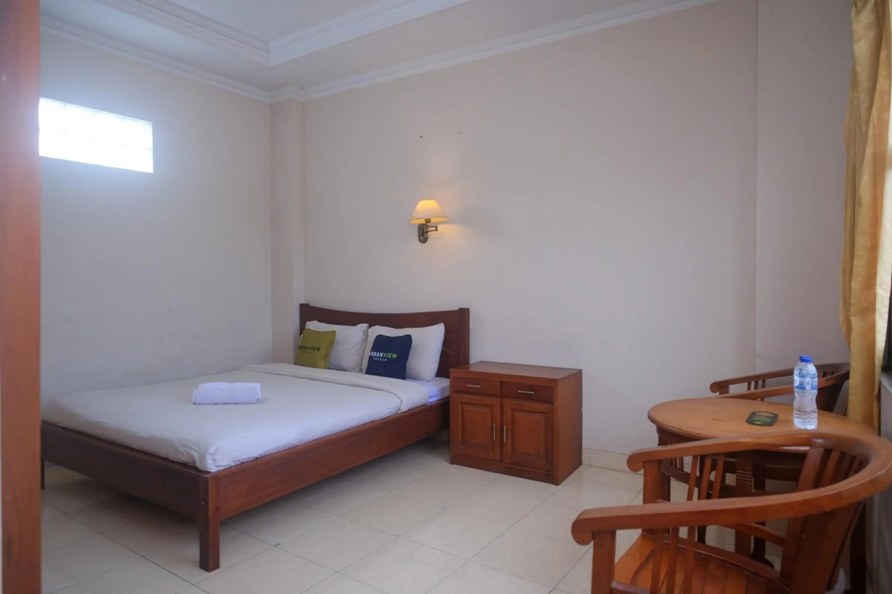 Bedroom, Bed in Urbanview Hotel Pondok Anggun Yogyakarta by RedDoorz