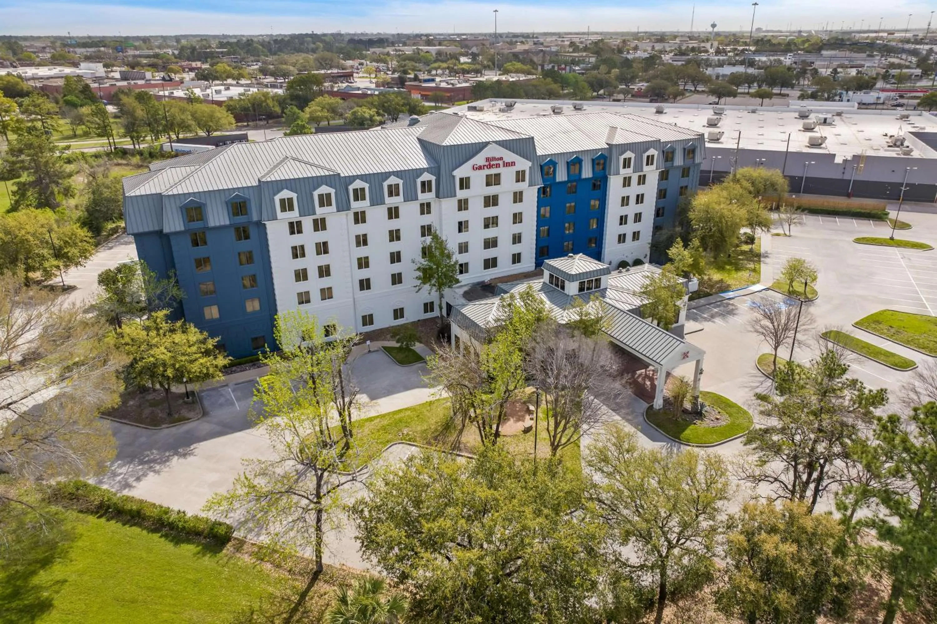 Property building in Hilton Garden Inn Houston Northwest