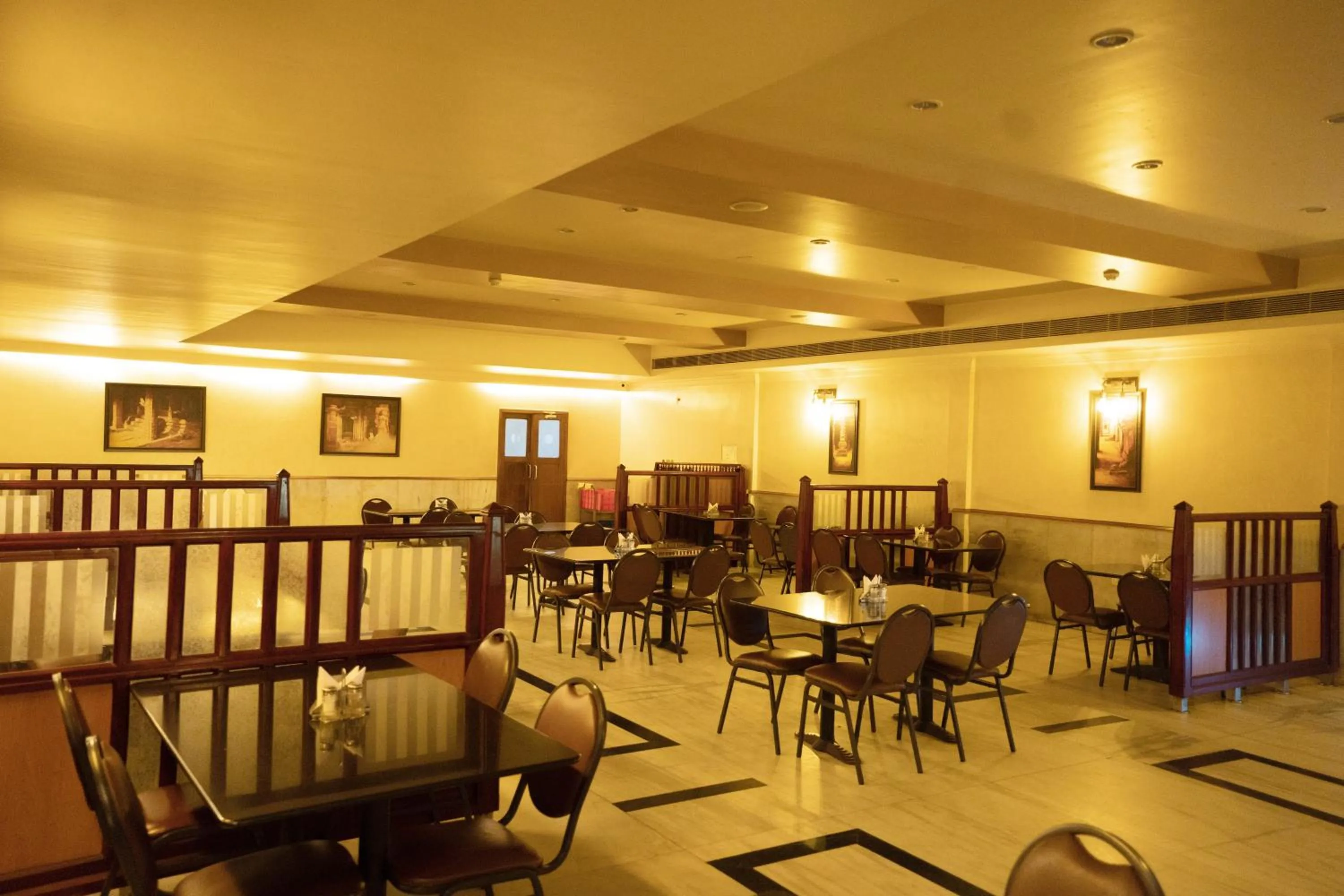 Restaurant/places to eat in HOTEL UDUPI INTERNATIONAL