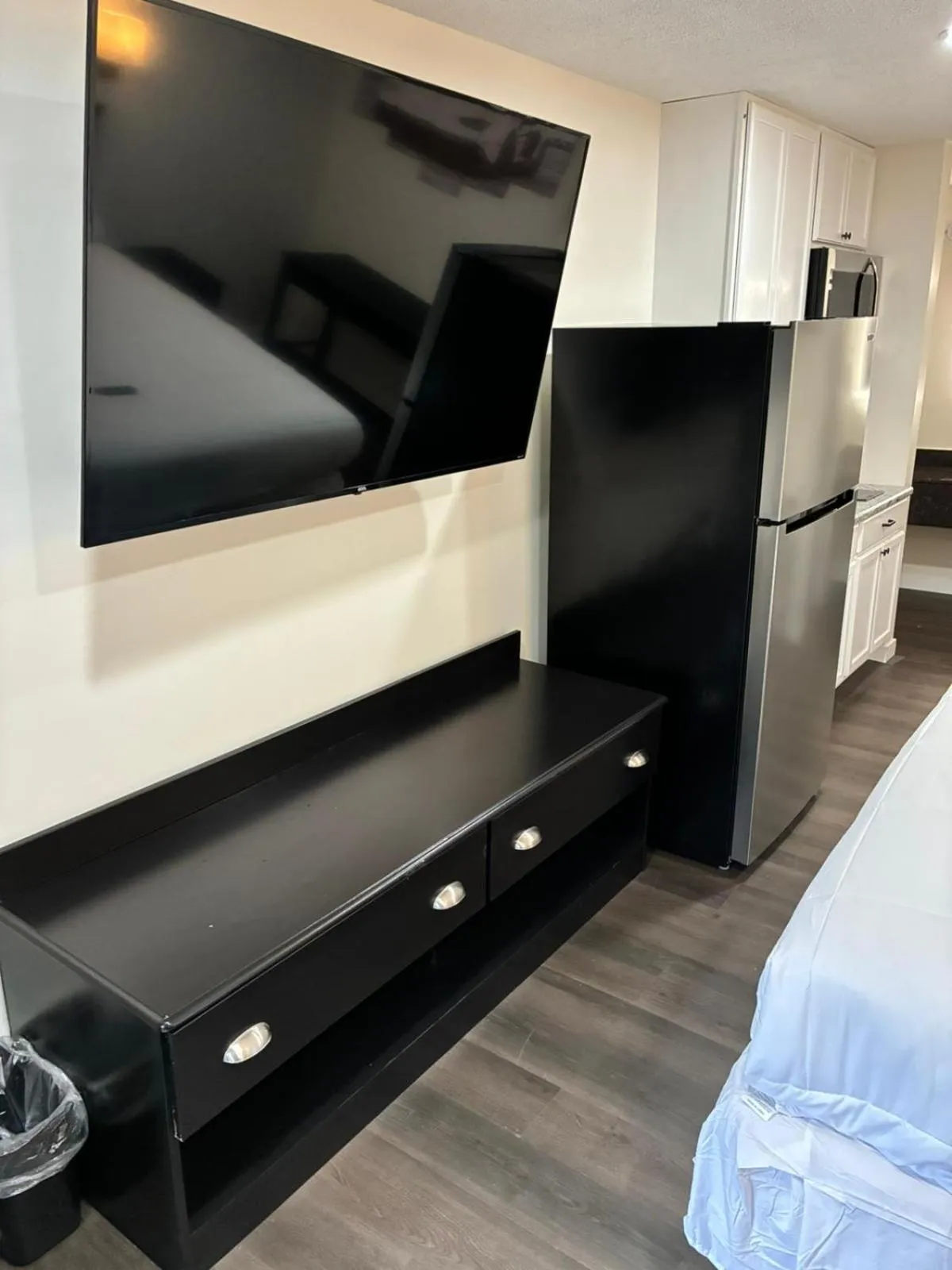 Bed in Suite Stay - Talladega