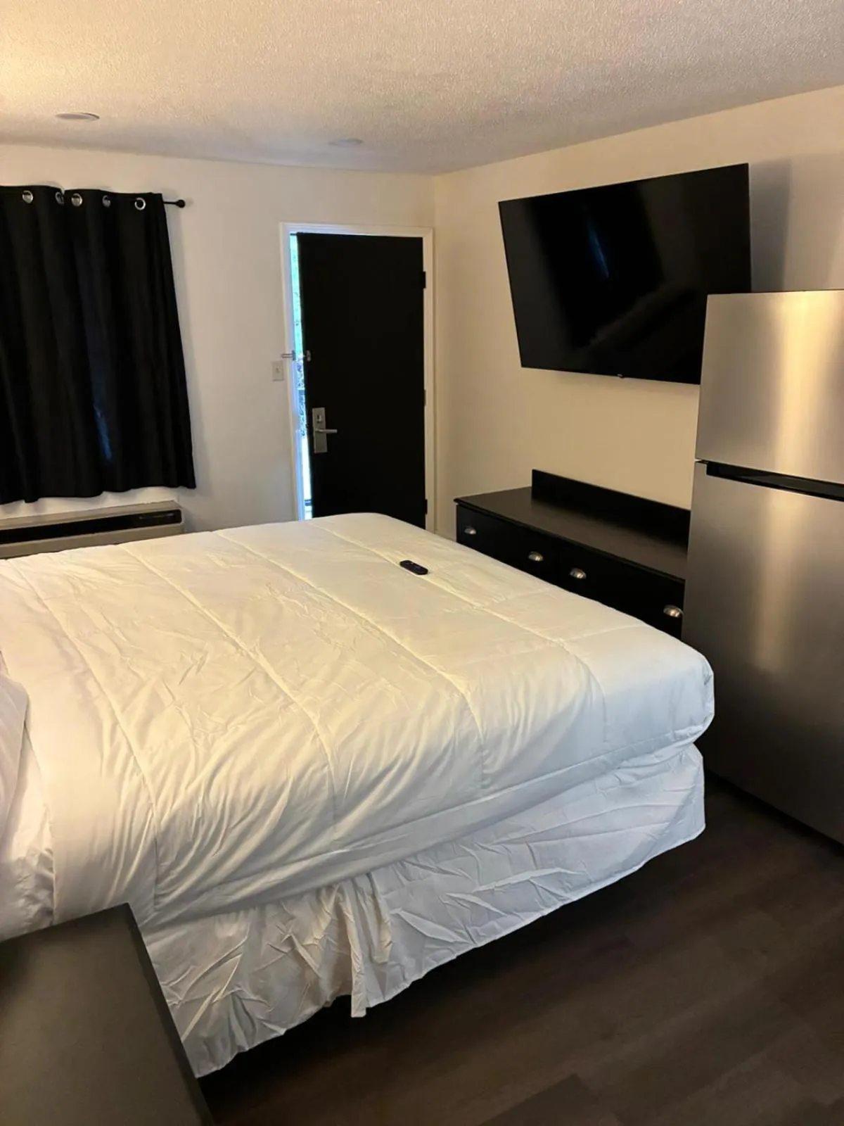 Bed in Suite Stay - Talladega