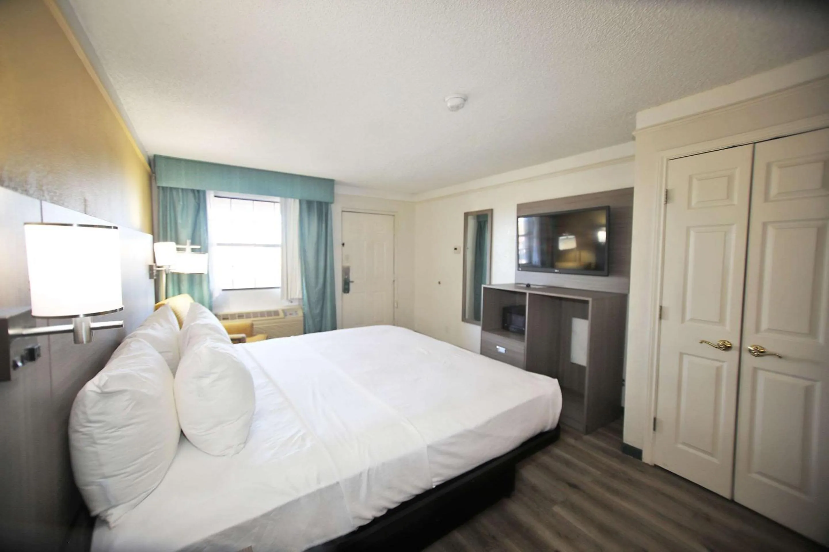 Bedroom, Bed in Quality Inn Aurora Denver