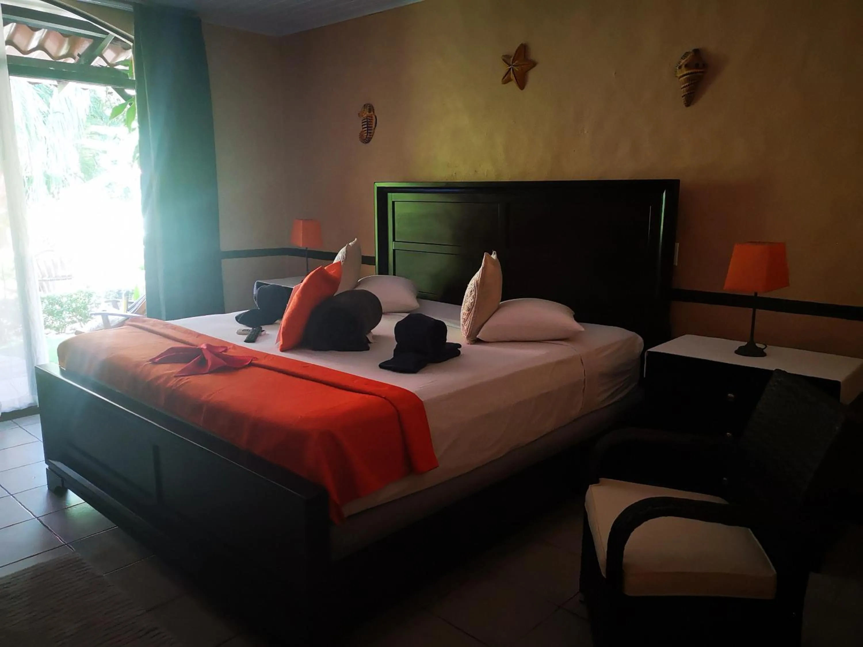 Bed in Hotel Belvedere Playa Samara Costa Rica