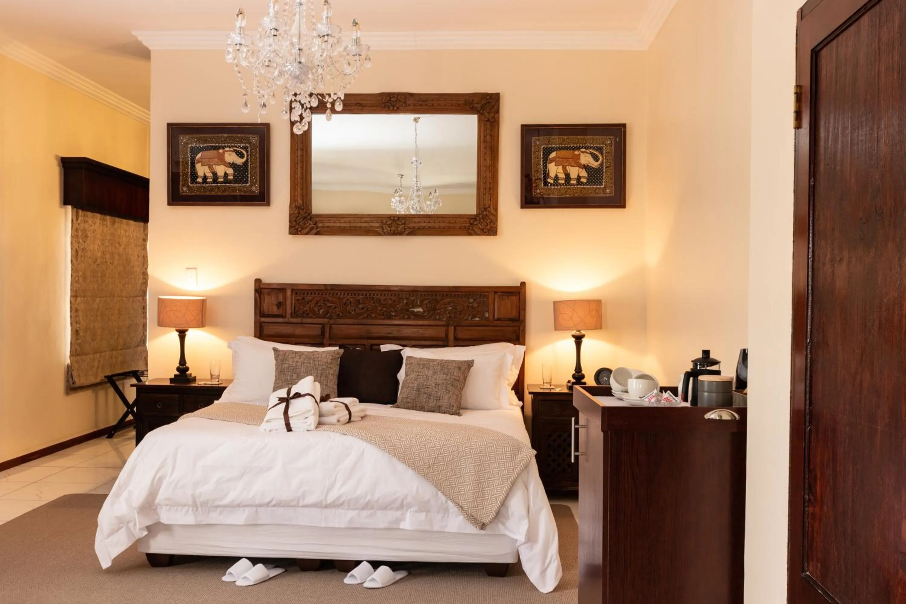 Bedroom, Bed in Amery House