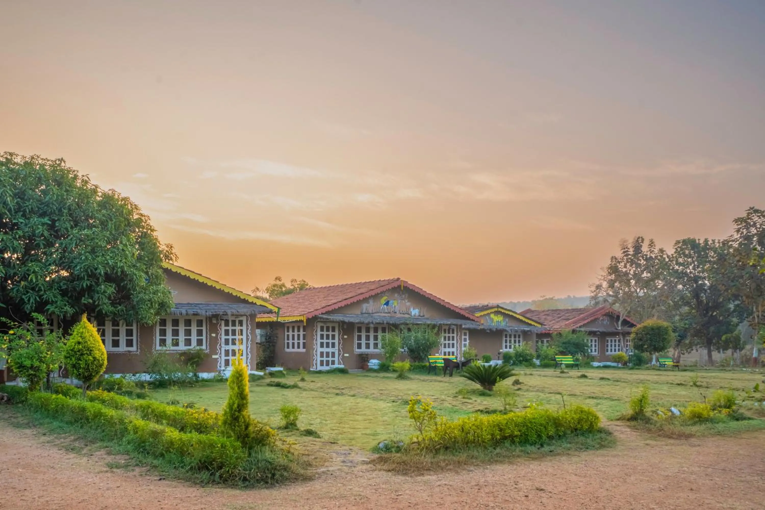 Property building in WOW STAYZ2 Pachmarhi Foothill Cottages