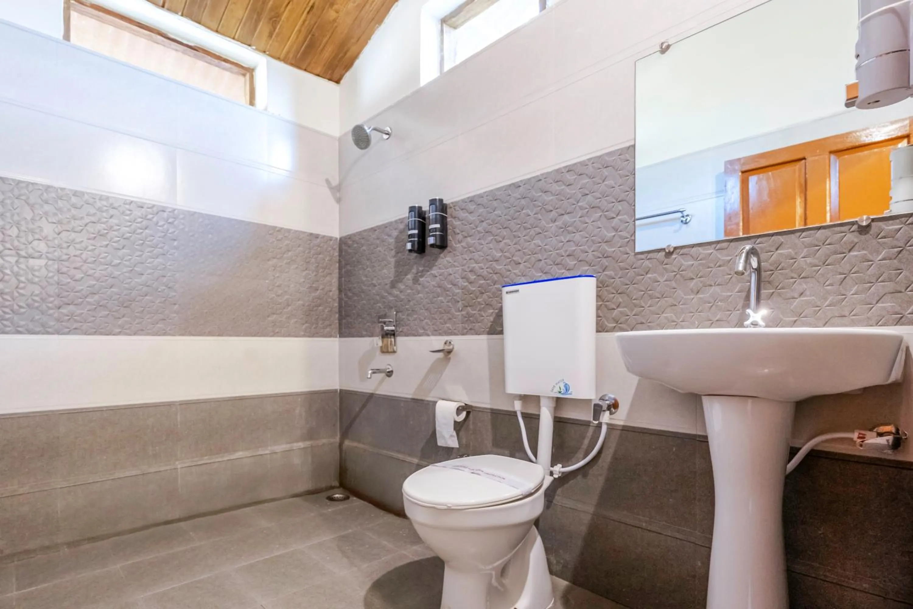 Bathroom in WOW STAYZ2 Pachmarhi Foothill Cottages