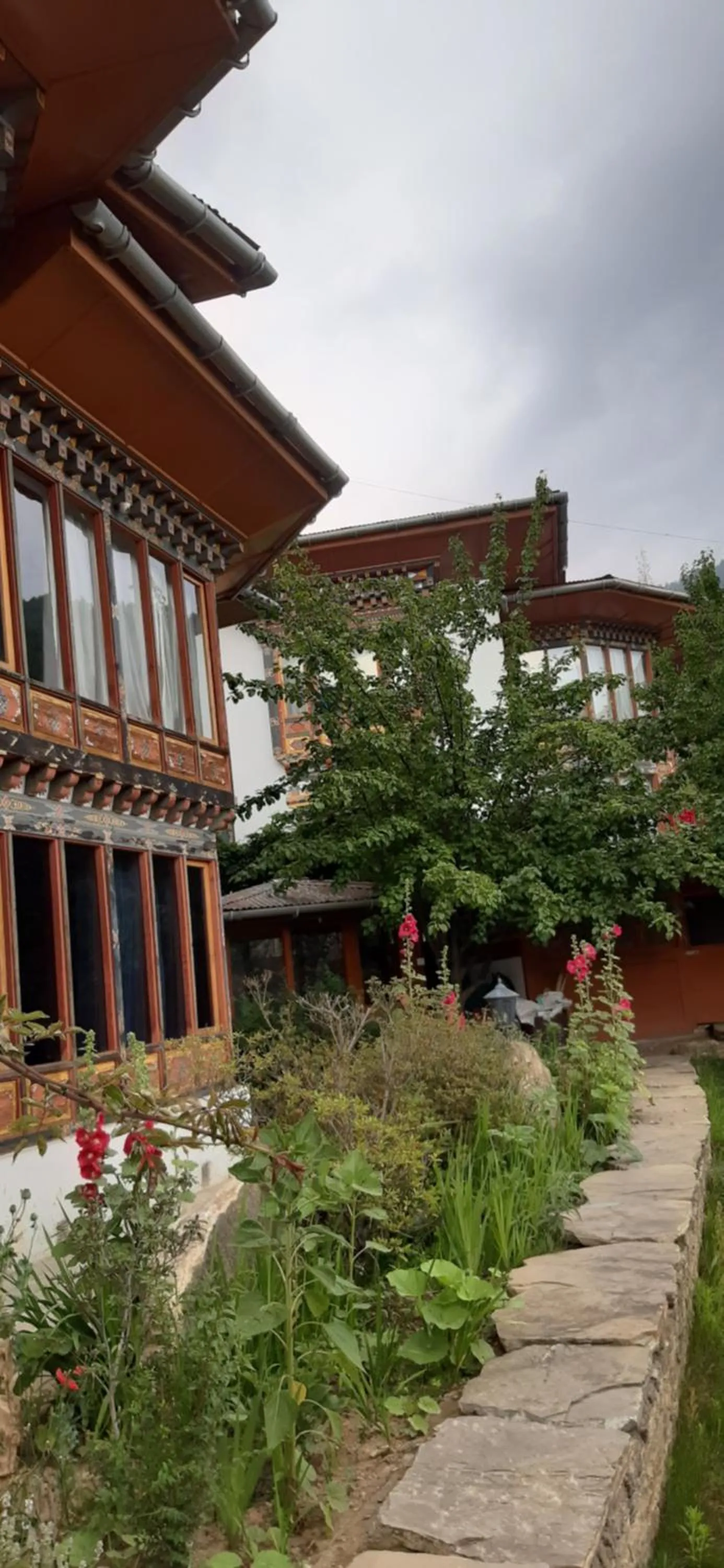 Property building in Kisa Villa