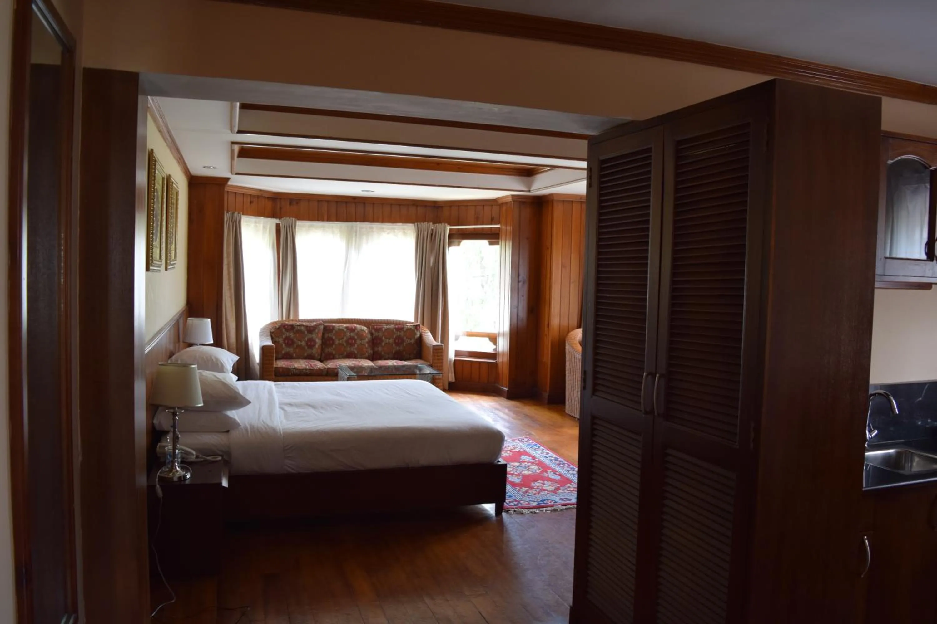 Bed in Kisa Villa