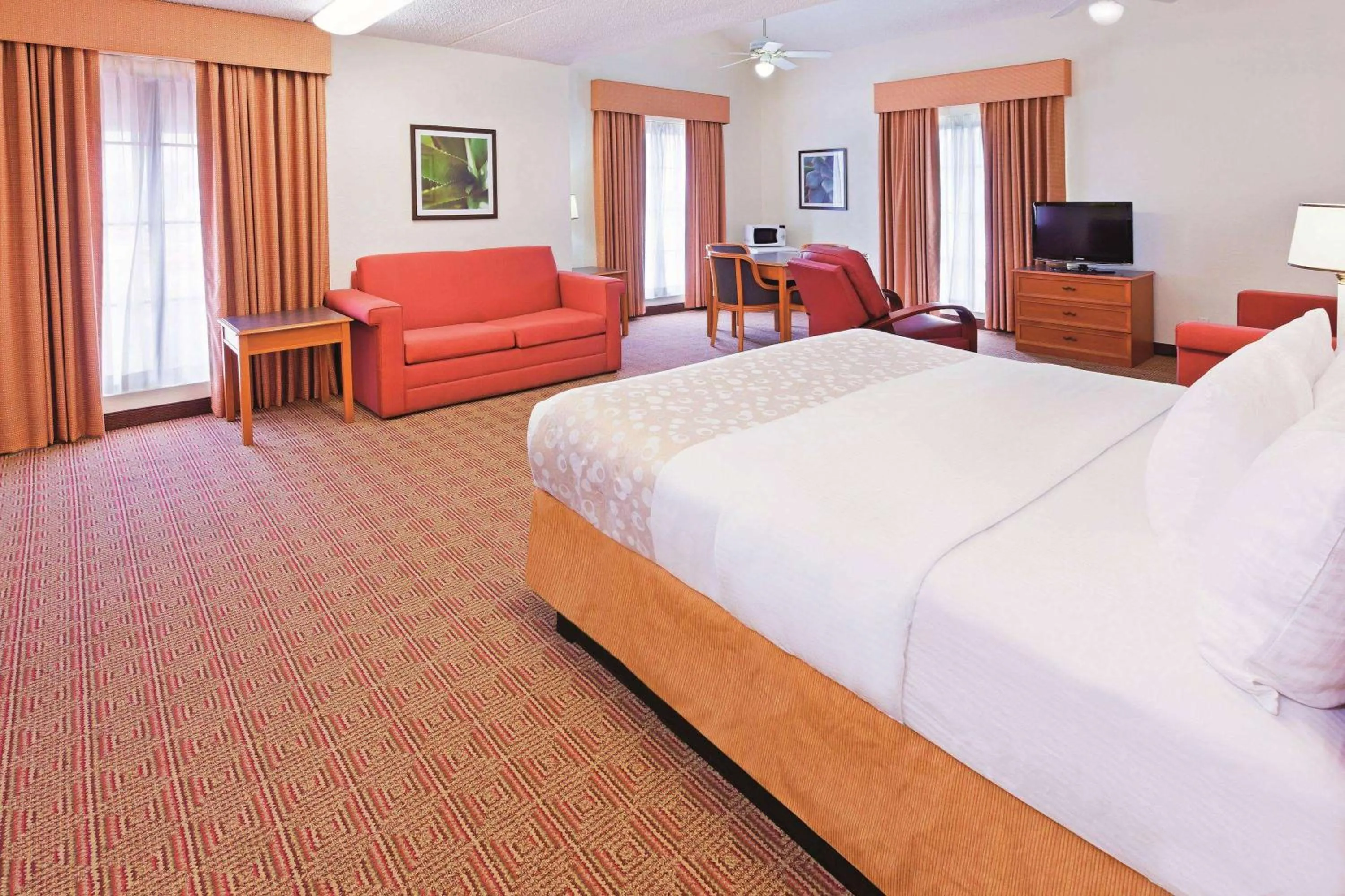 Photo of the whole room in Super 8 by Wyndham San Antonio Near SeaWorld Ingram Park