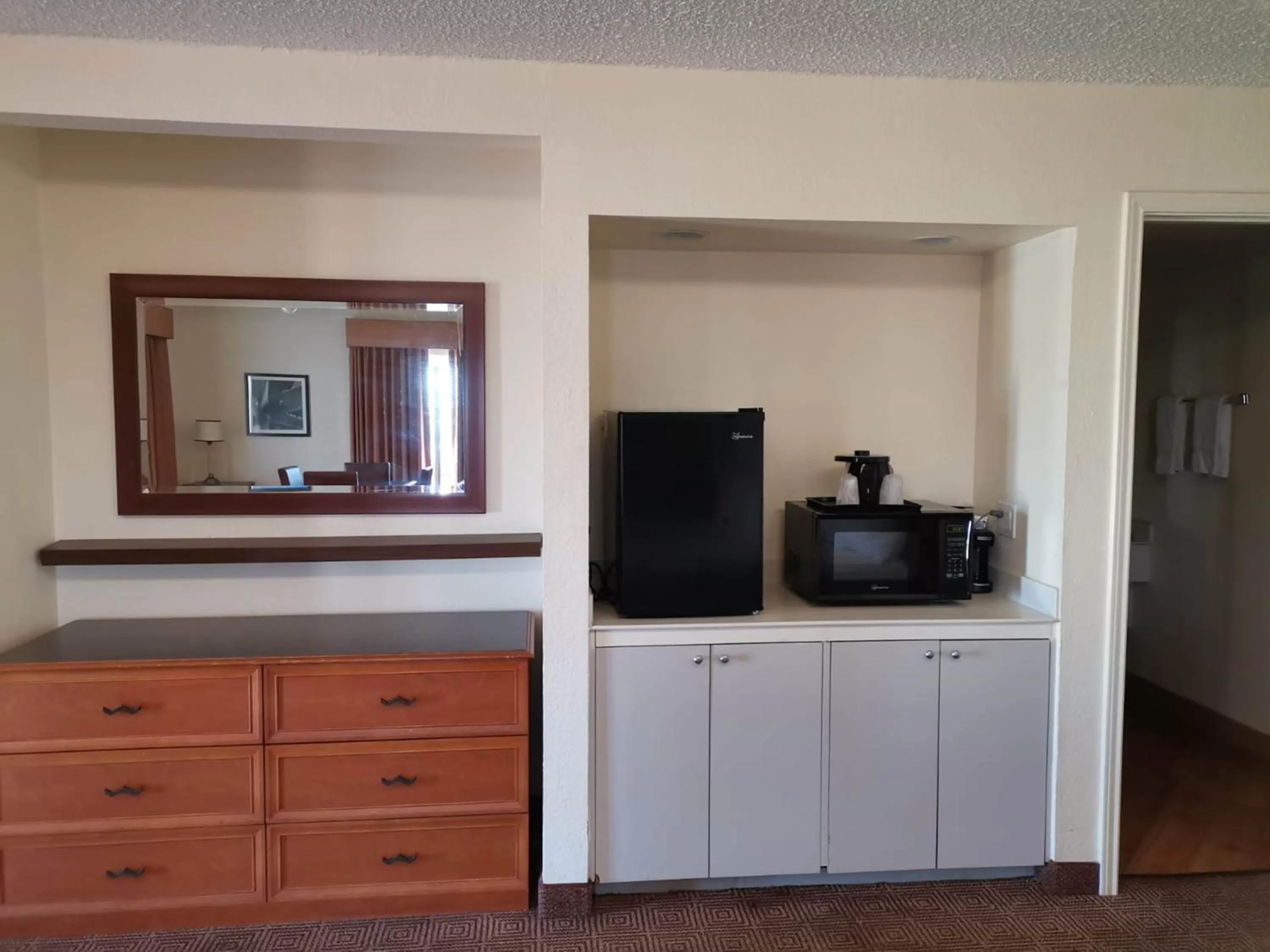 minibar in Super 8 by Wyndham San Antonio Near SeaWorld Ingram Park
