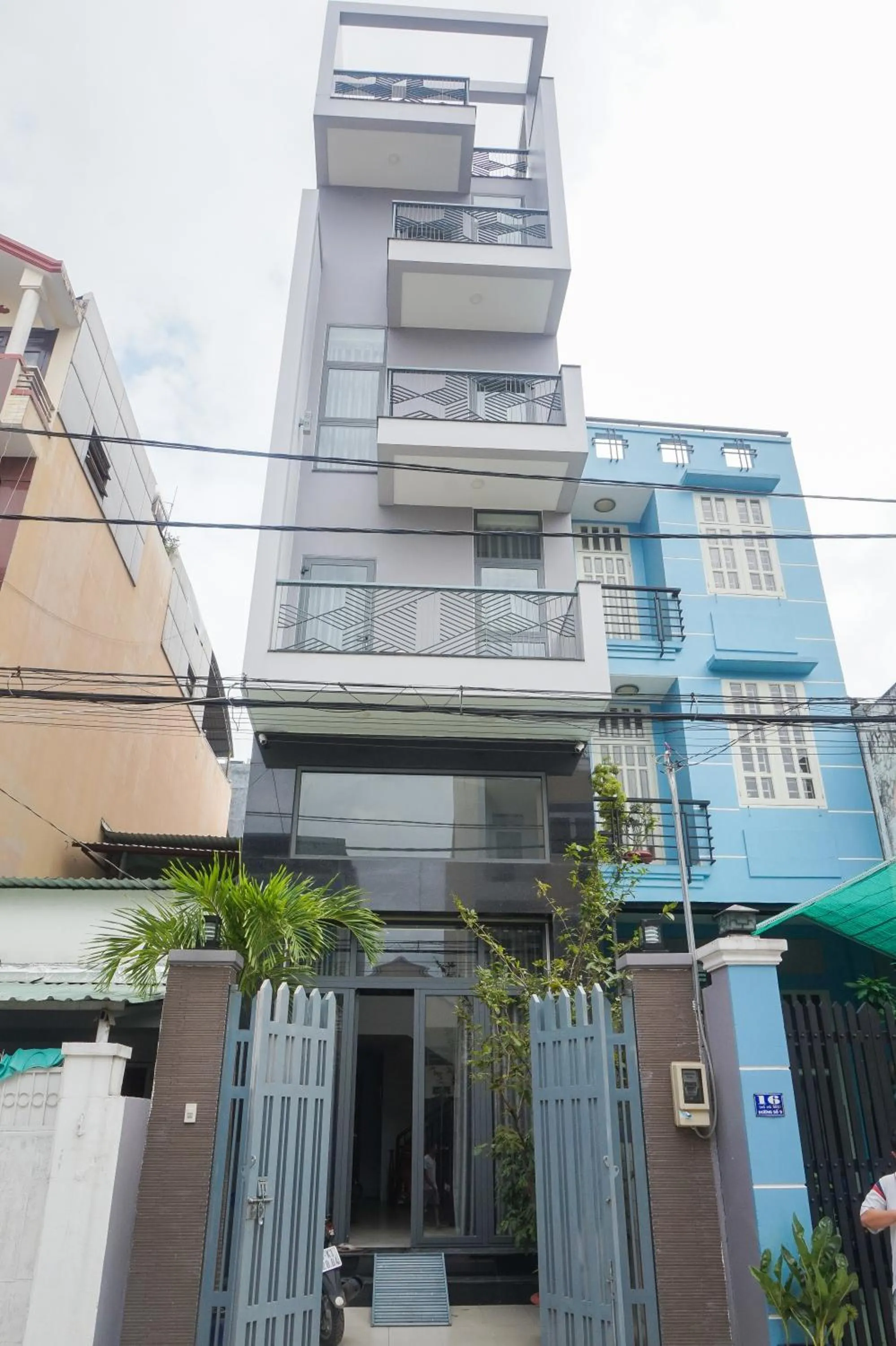 Property building in GEM Apartment