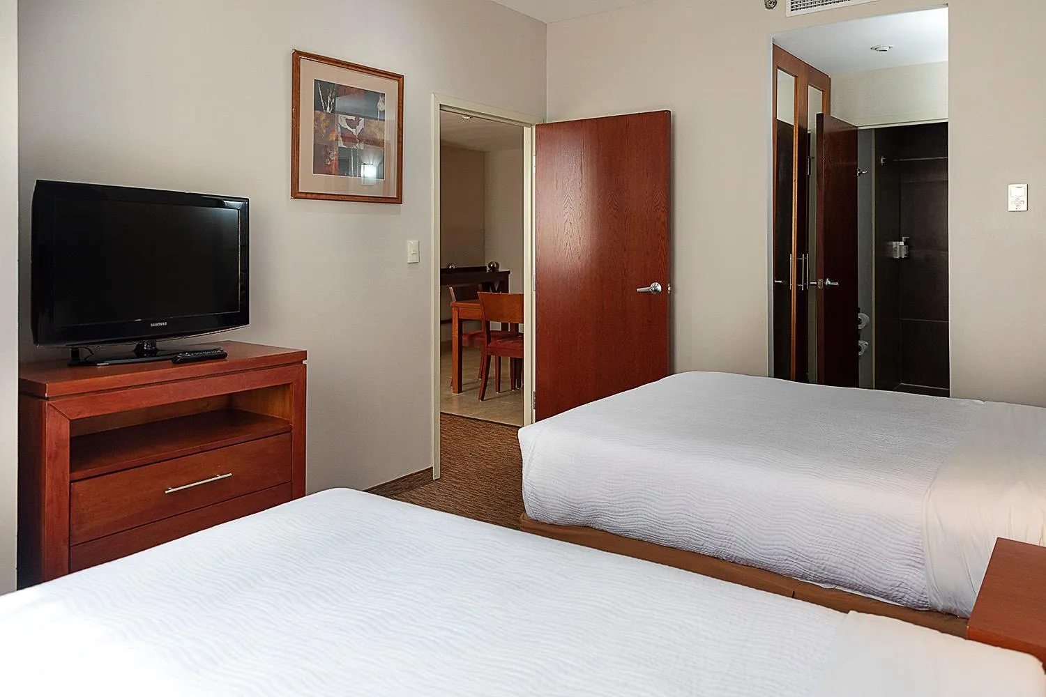 Bed in Staybridge Suites Queretaro by IHG