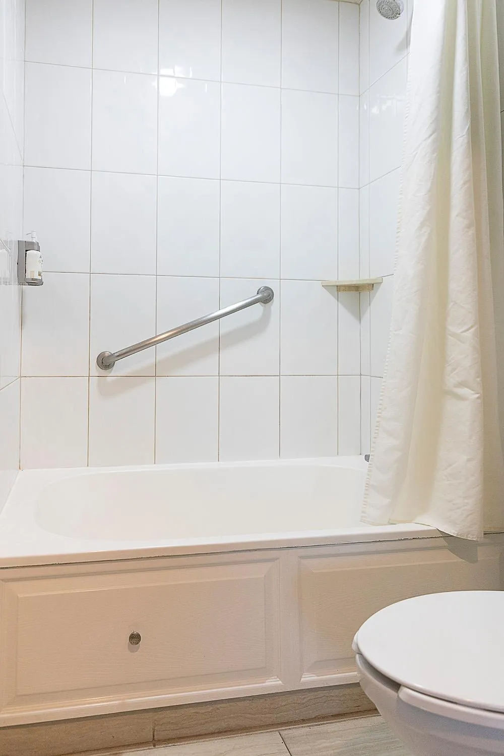 Bedroom in Staybridge Suites Queretaro by IHG