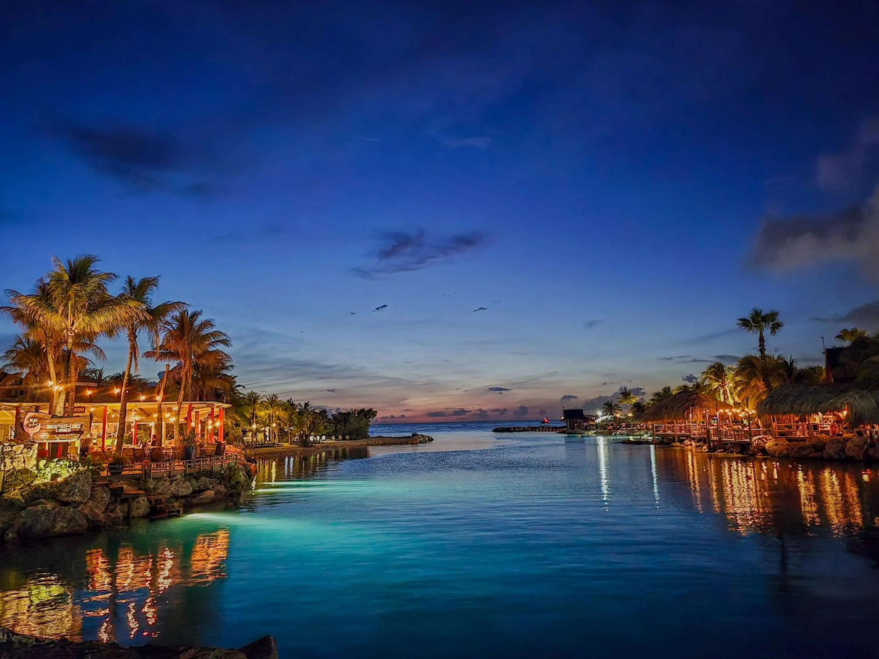 Beach in The Royal Sea Aquarium Resort