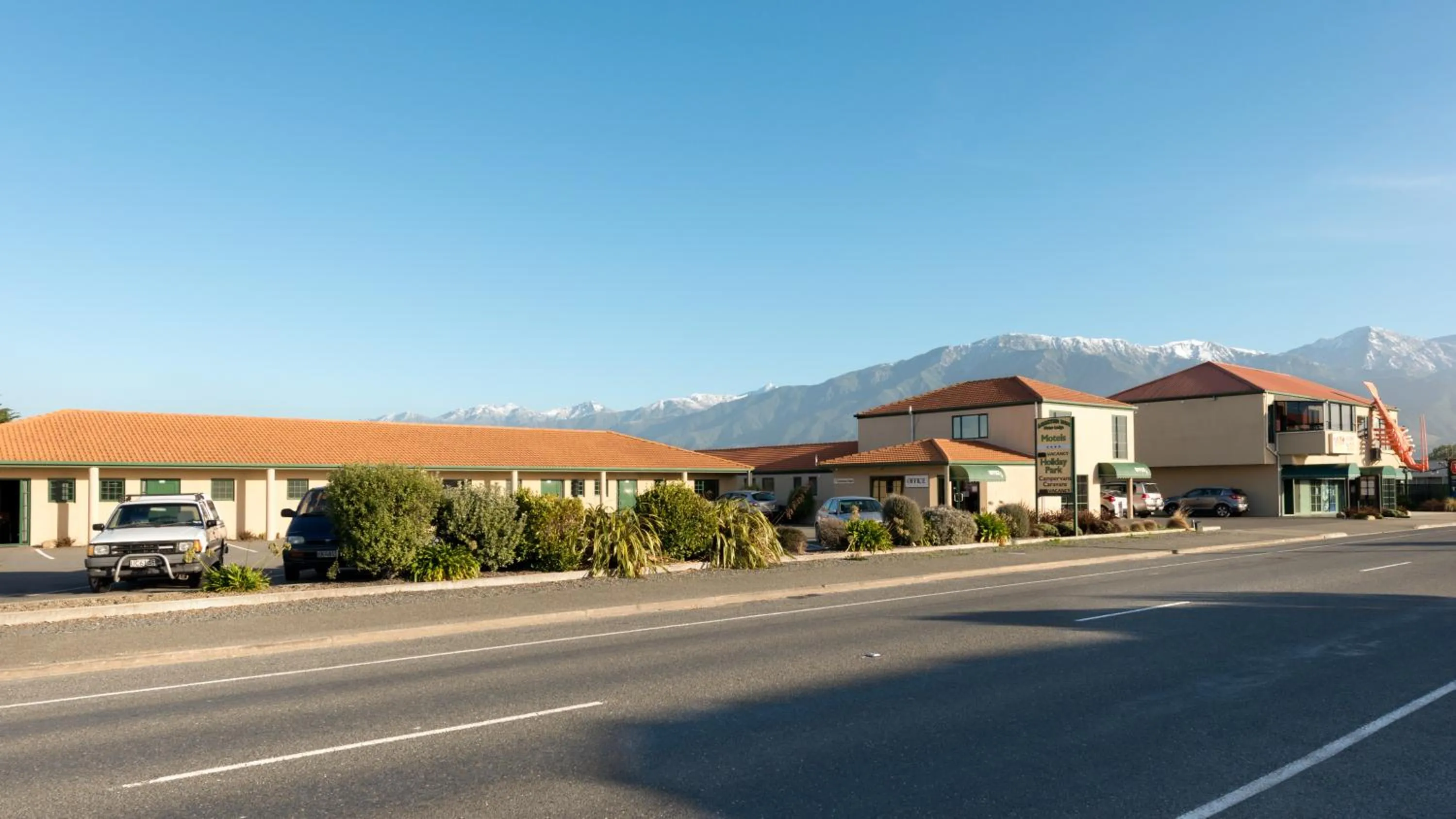 Facade/entrance in Lobster Inn Motel
