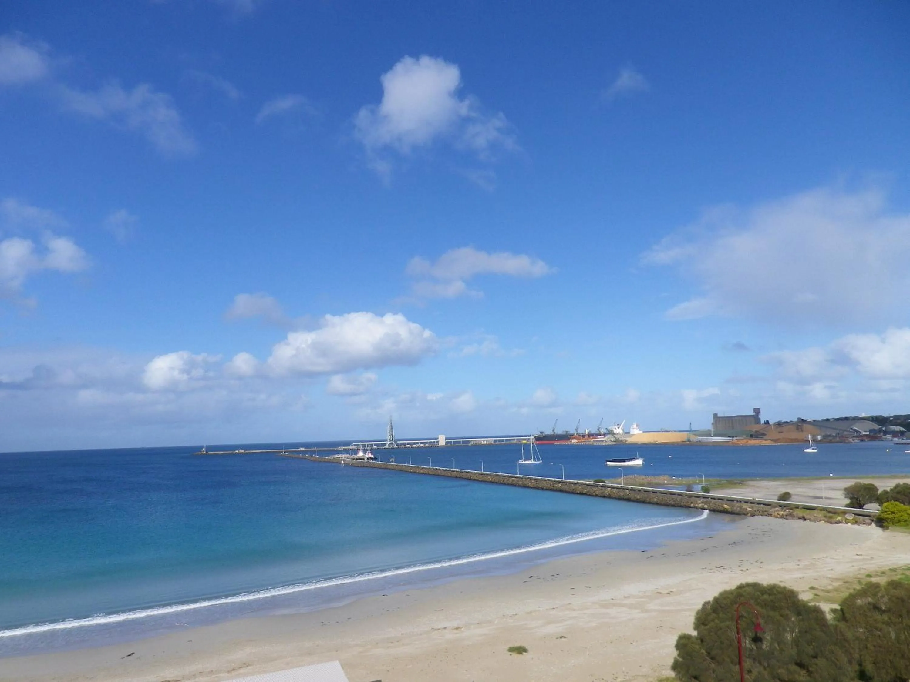 Fishing in Melaleuca Motel