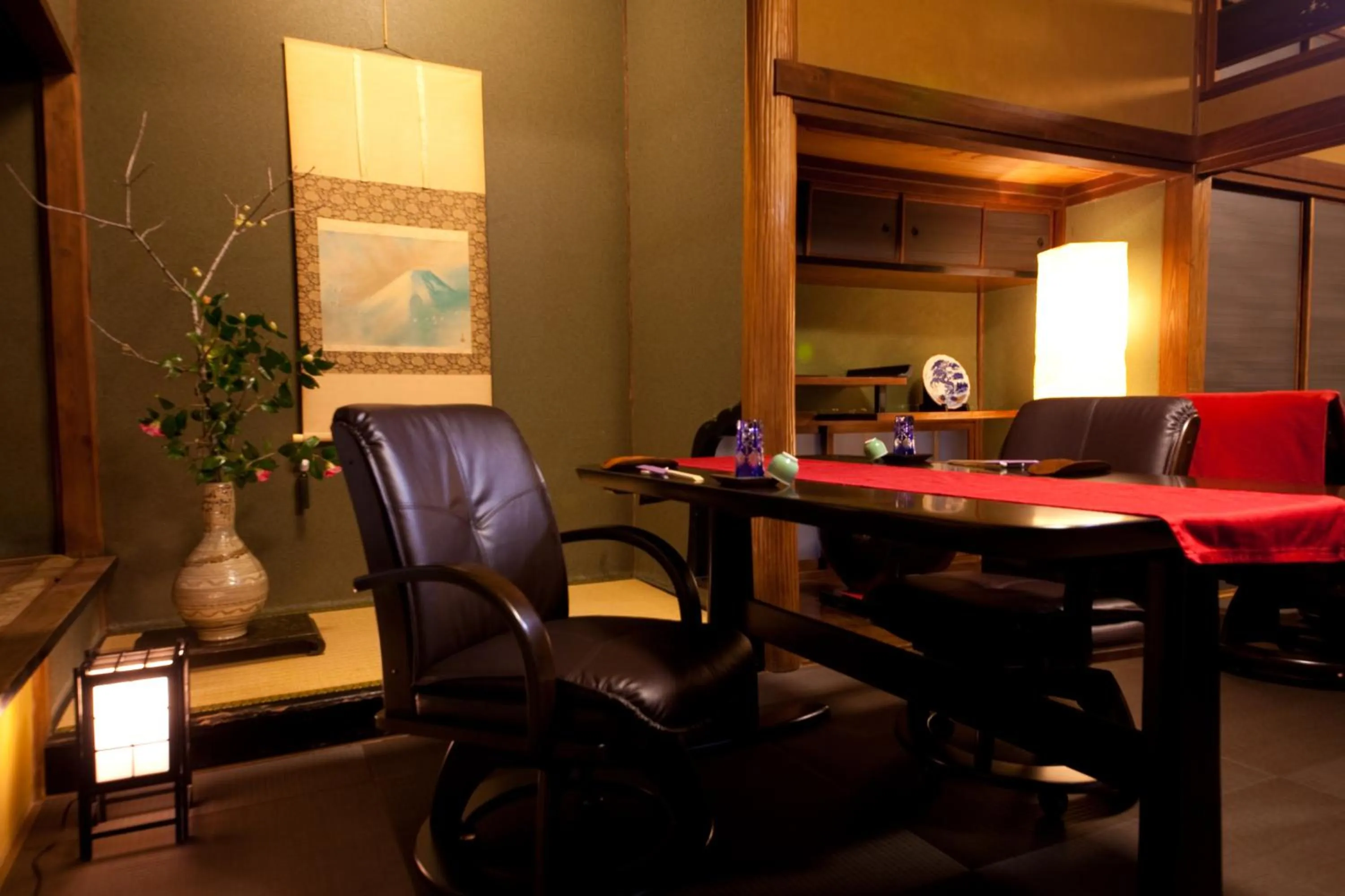 Restaurant/places to eat in Ryokan Sennari (13 years or older)