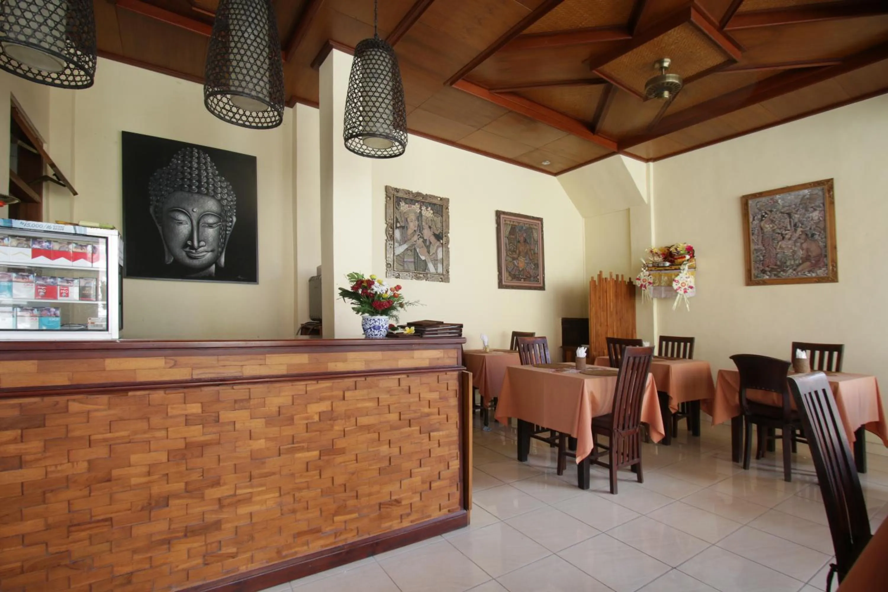 Food and drinks in Ubud Terrace