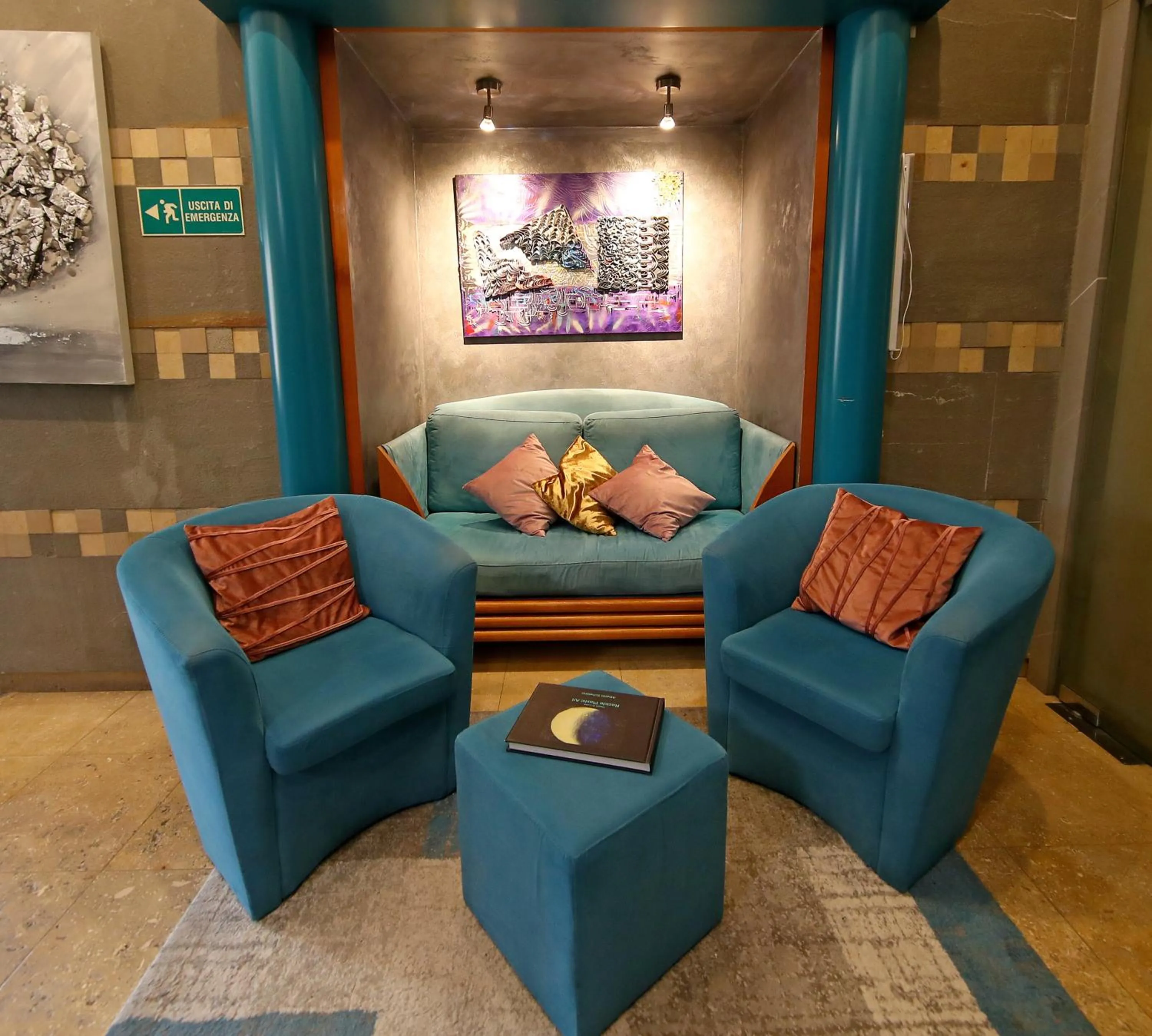 Lobby or reception in HR Hotel