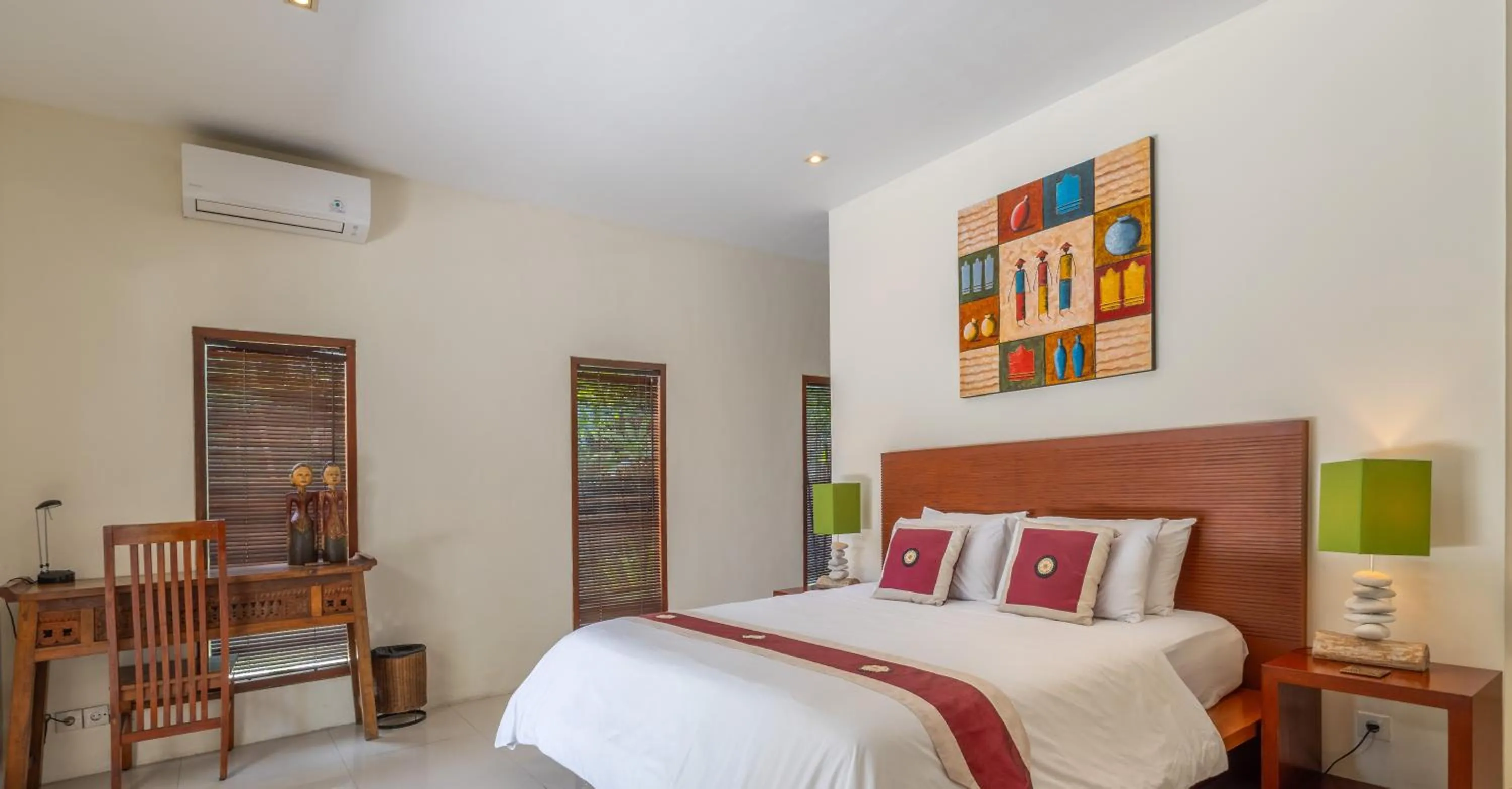 Bedroom, Bed in Anyar Estate