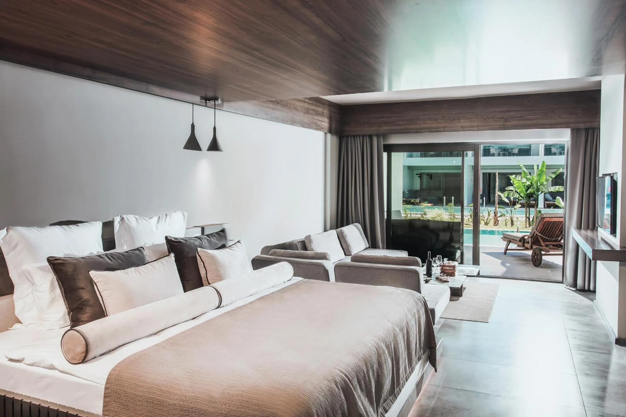 Photo of the whole room, Bed in Paloma Finesse Side