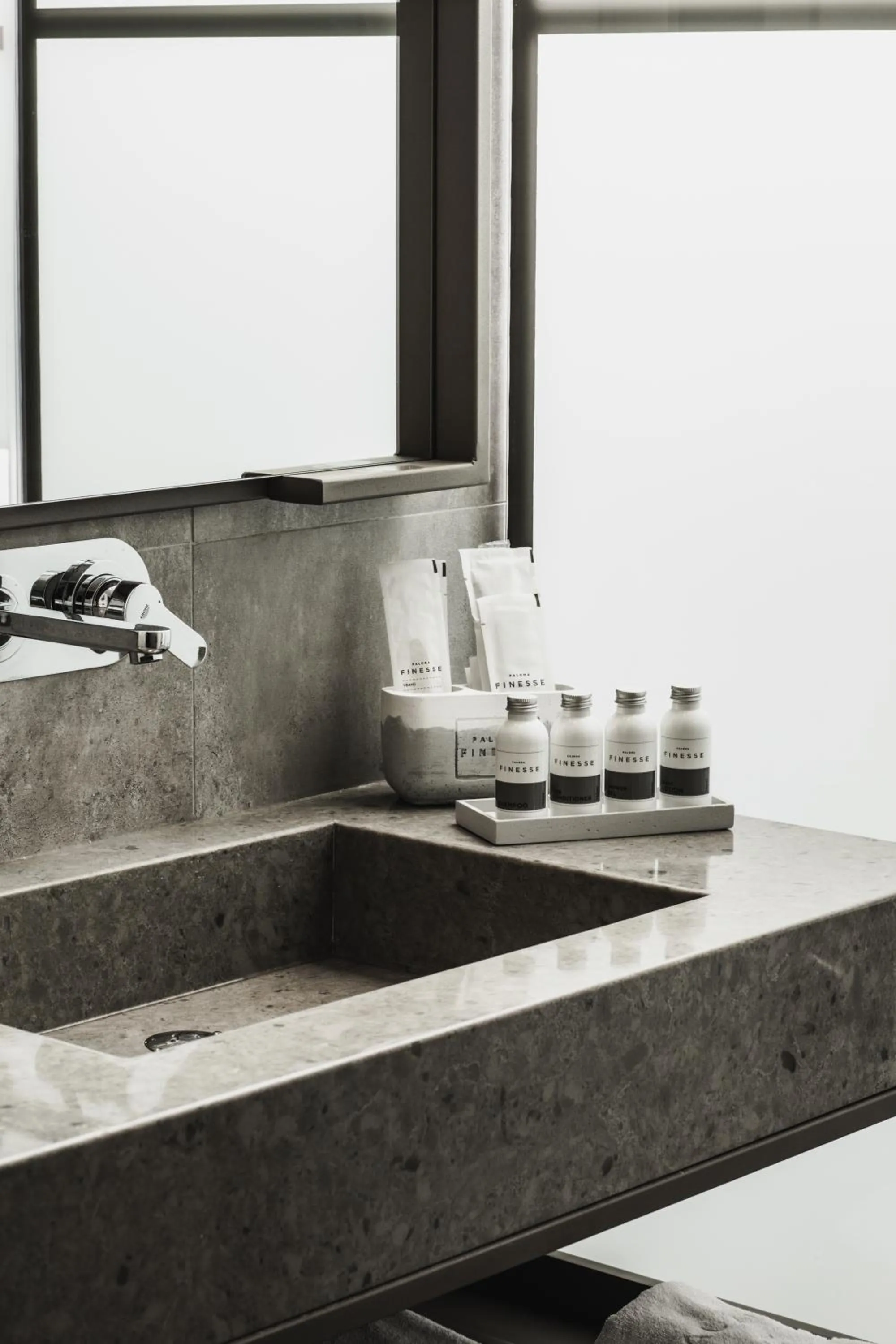 Bathroom in Paloma Finesse Side