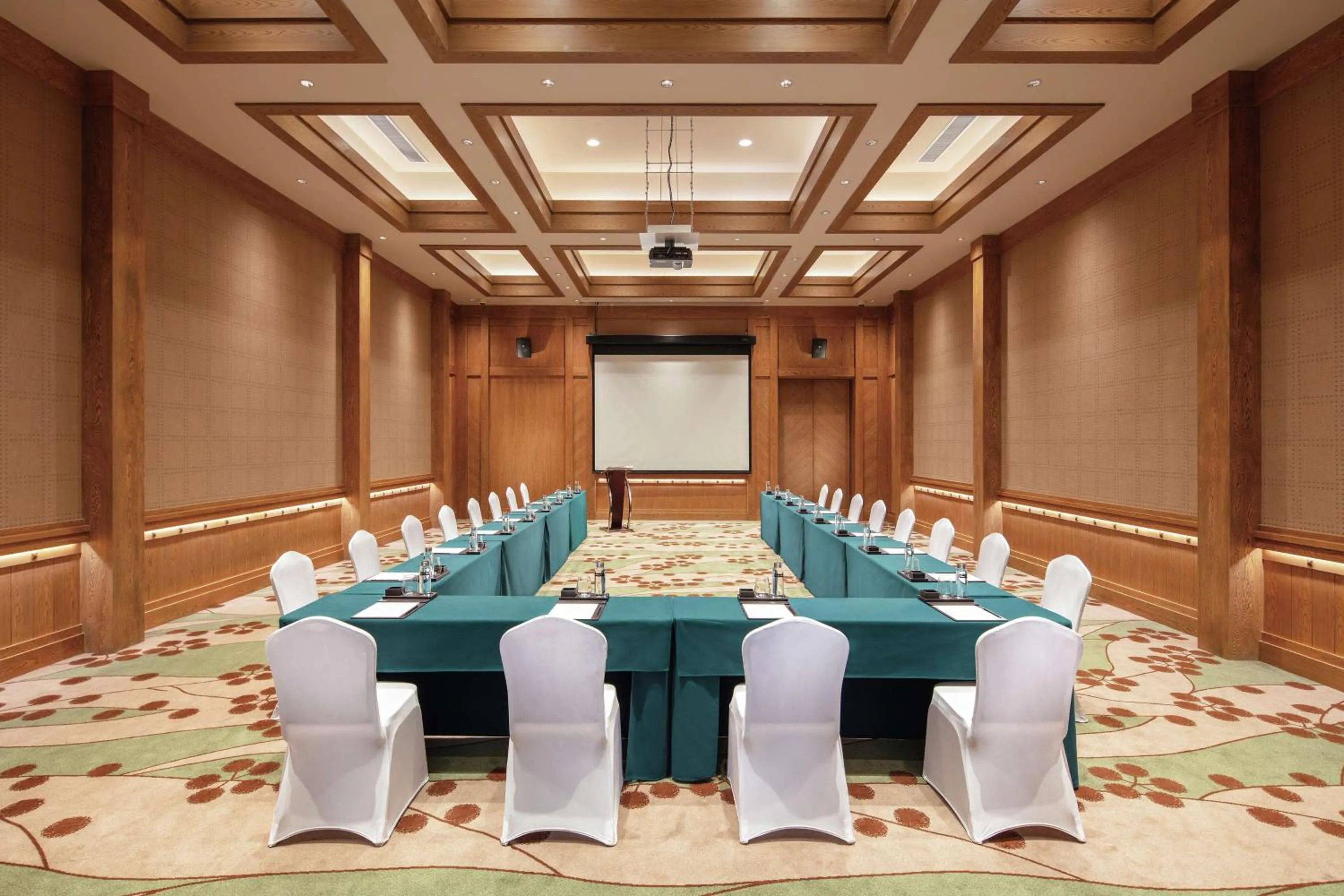 Meeting/conference room in Hilton Wenan