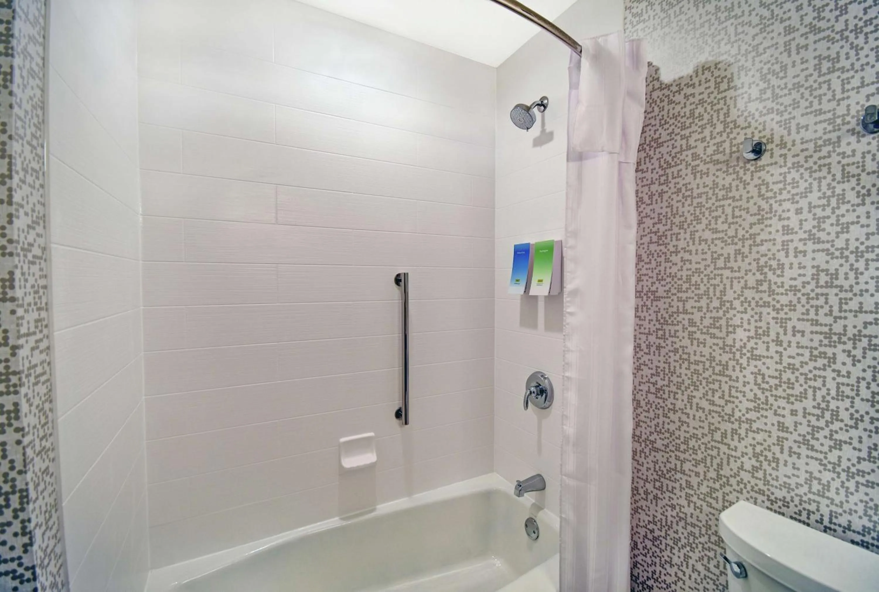 Bathroom in Home2 Suites By Hilton Beloit