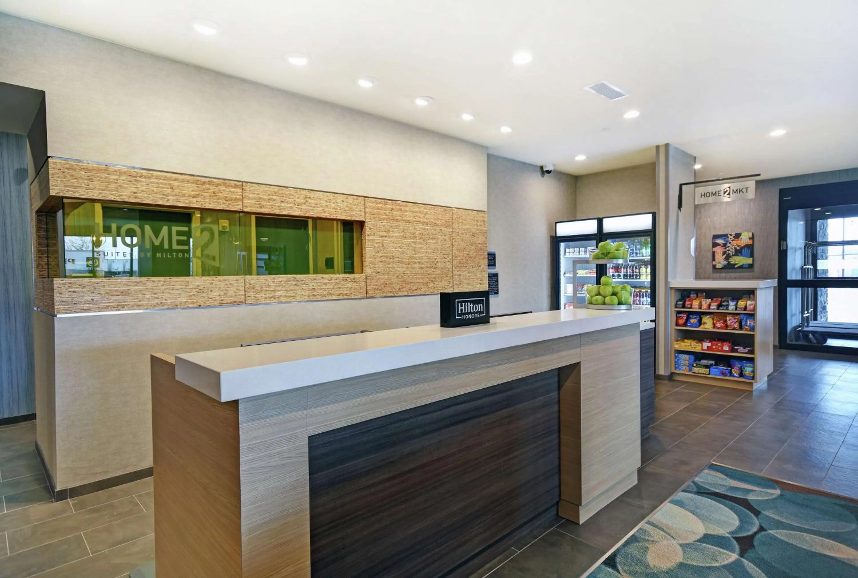 Lobby or reception in Home2 Suites By Hilton Beloit