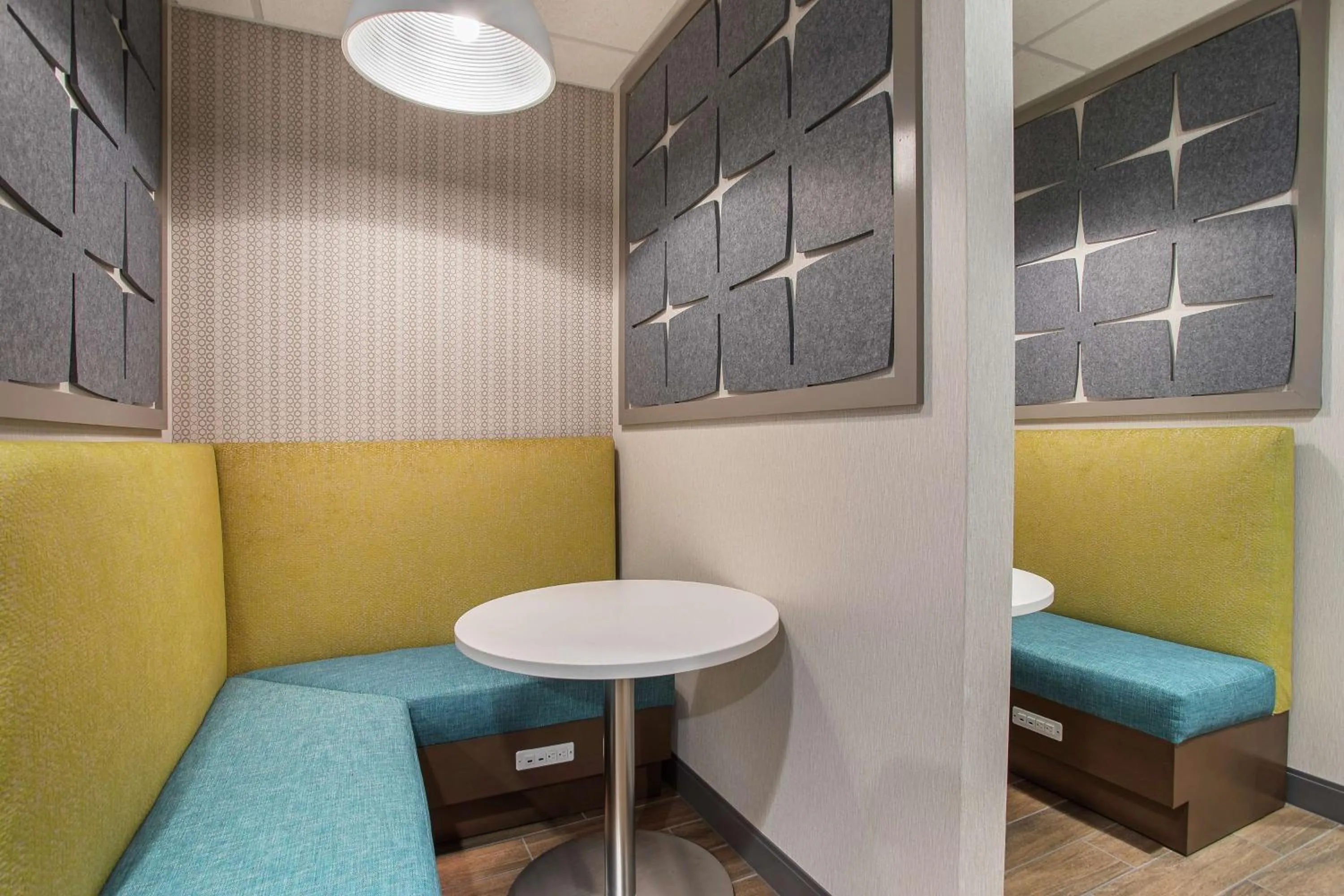 Business facilities in Hampton Inn Simpsonville