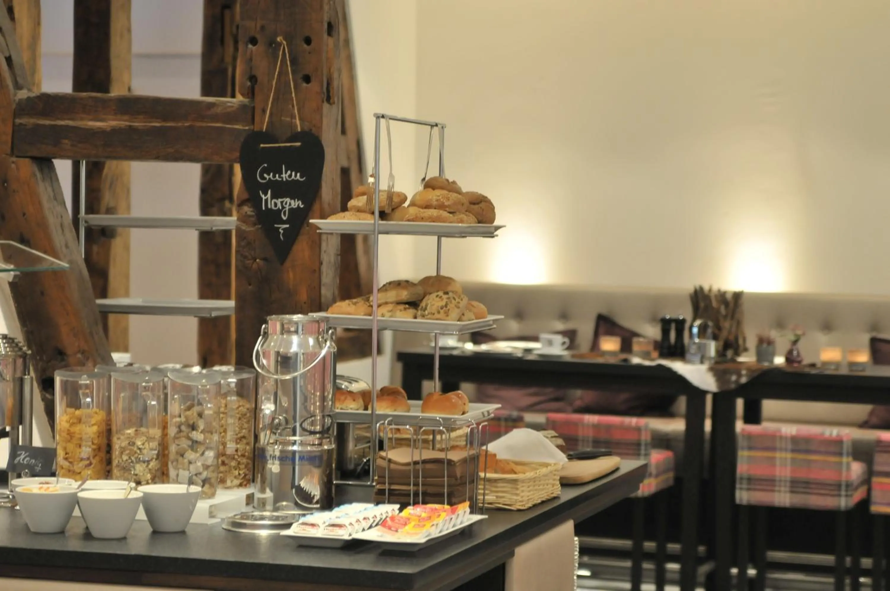 Restaurant/places to eat in Das Vesper