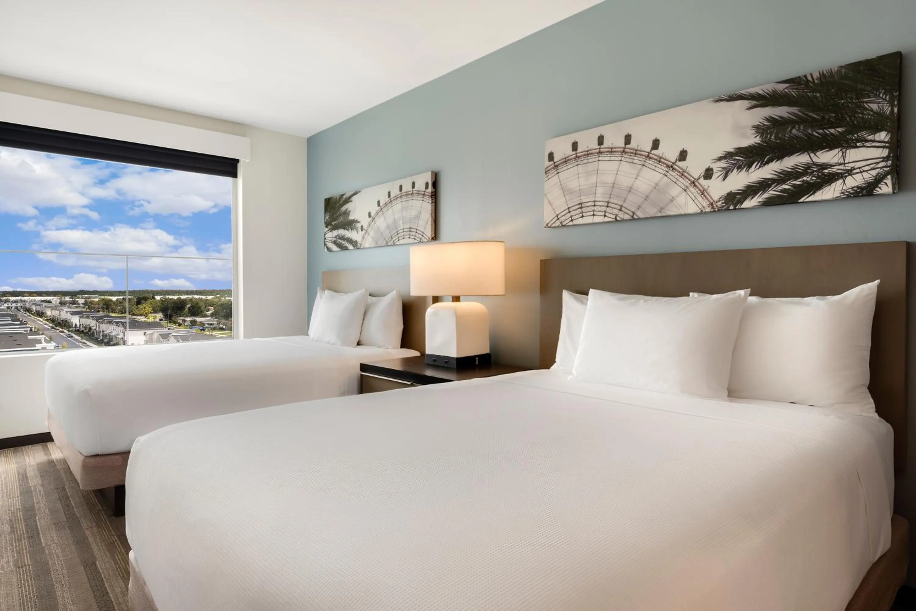 Bed in Hyatt House Orlando International Drive